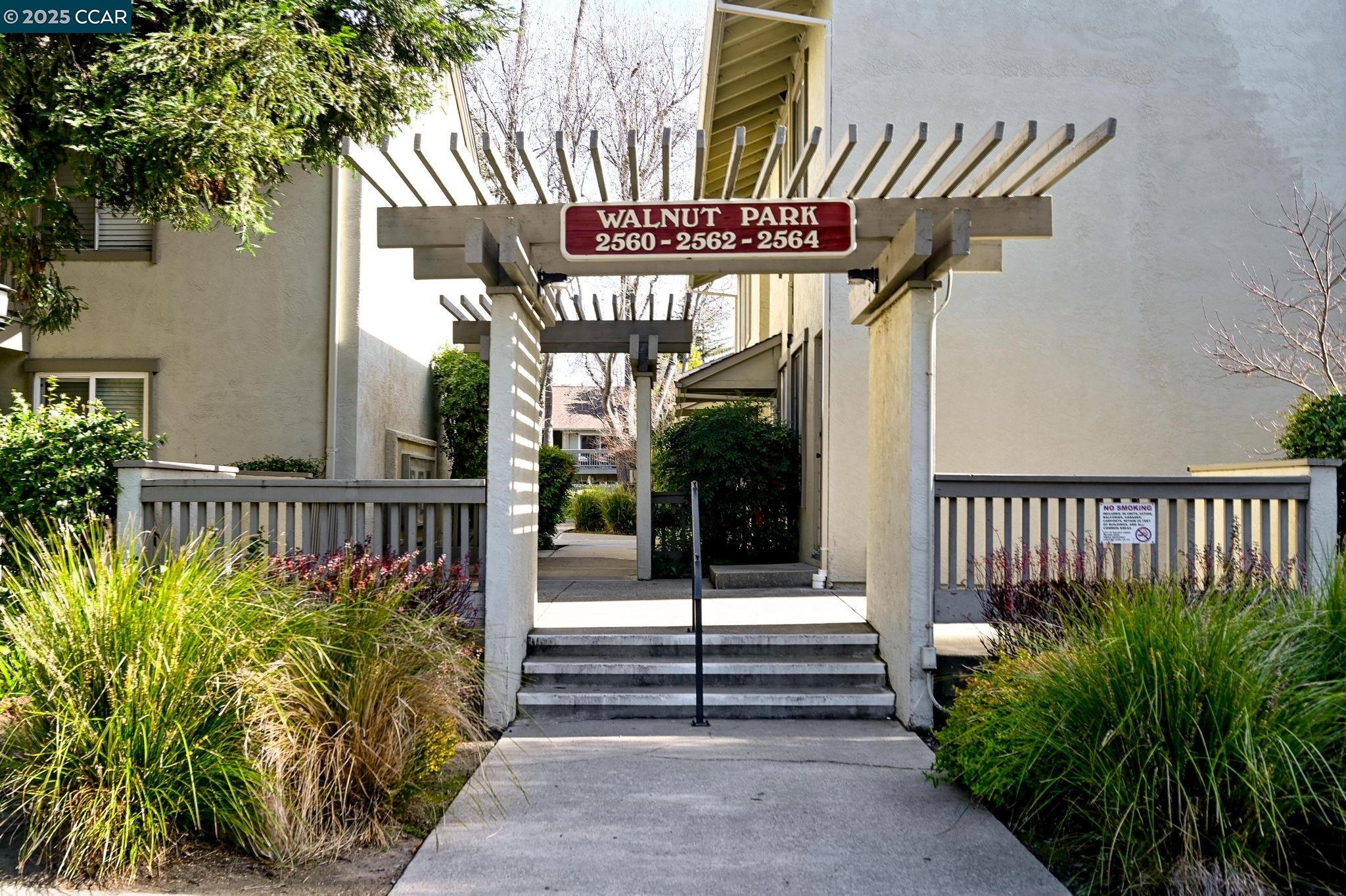 2560 Walnut Blvd # 3