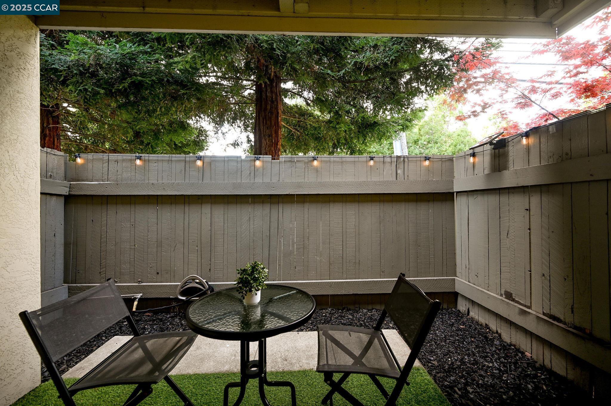 2560 Walnut Blvd # 3