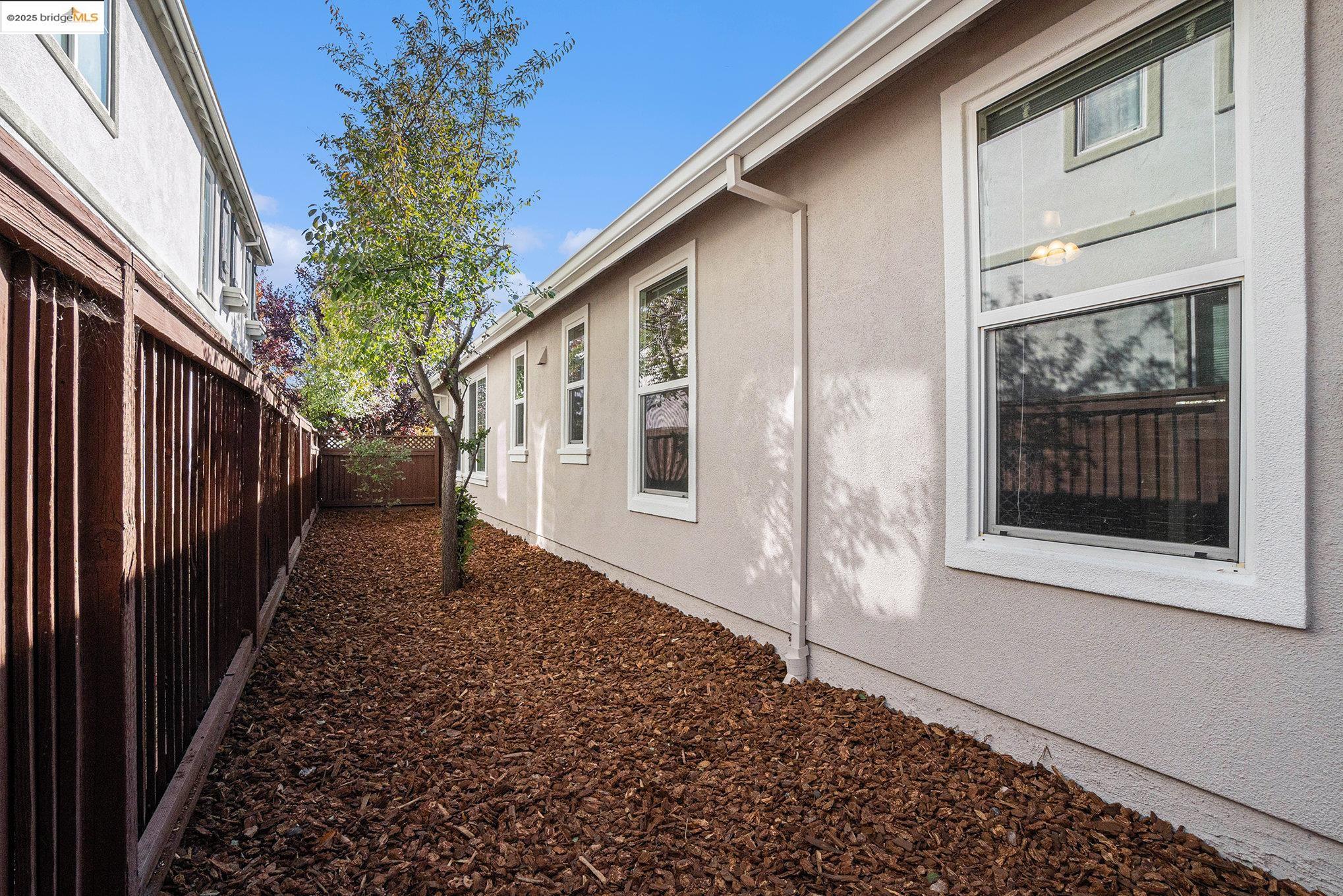 1817 Anastasia Dr