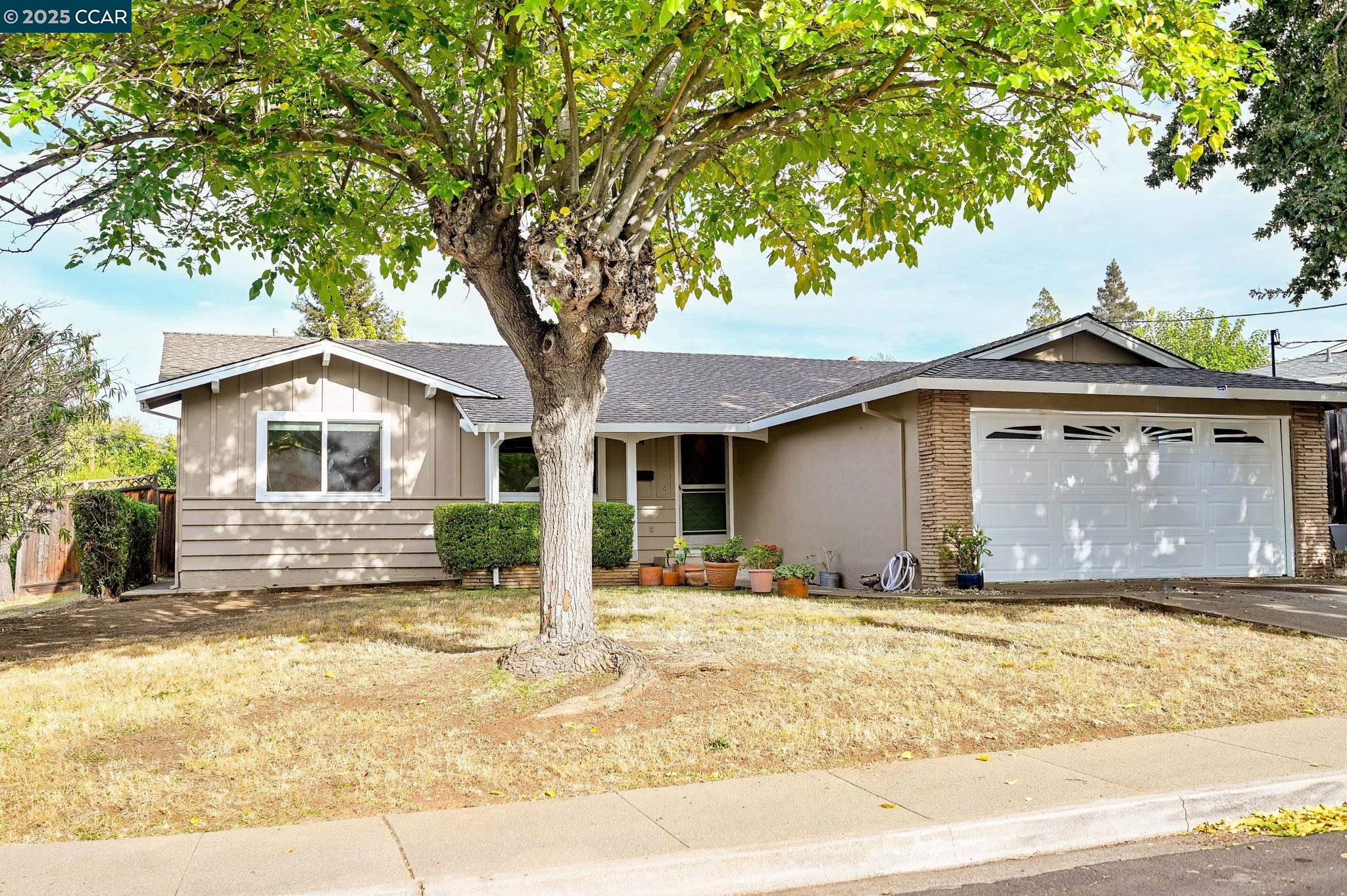 5485 Florida Dr