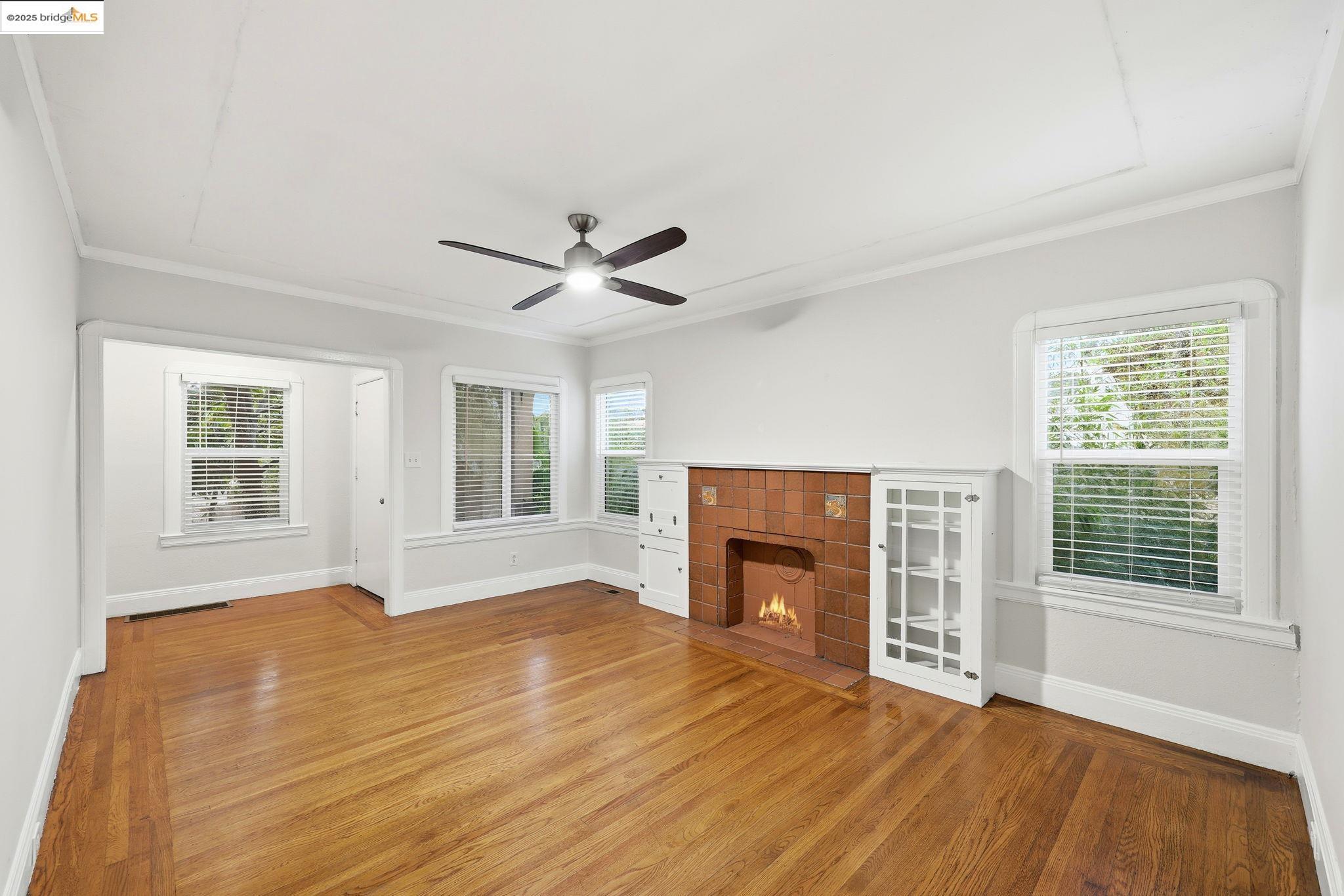 2430 27th Ave Unit D