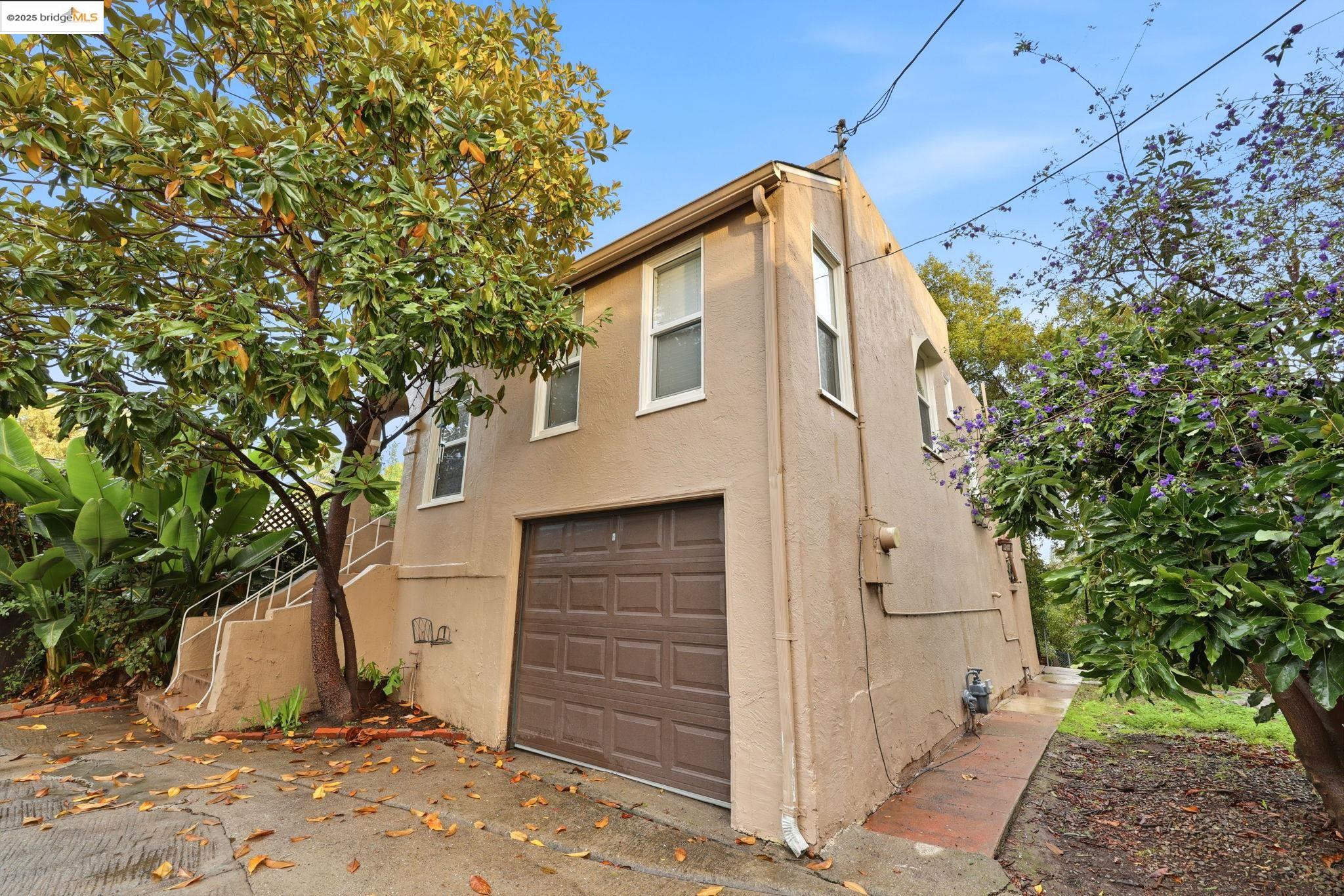 2430 27th Ave Unit D