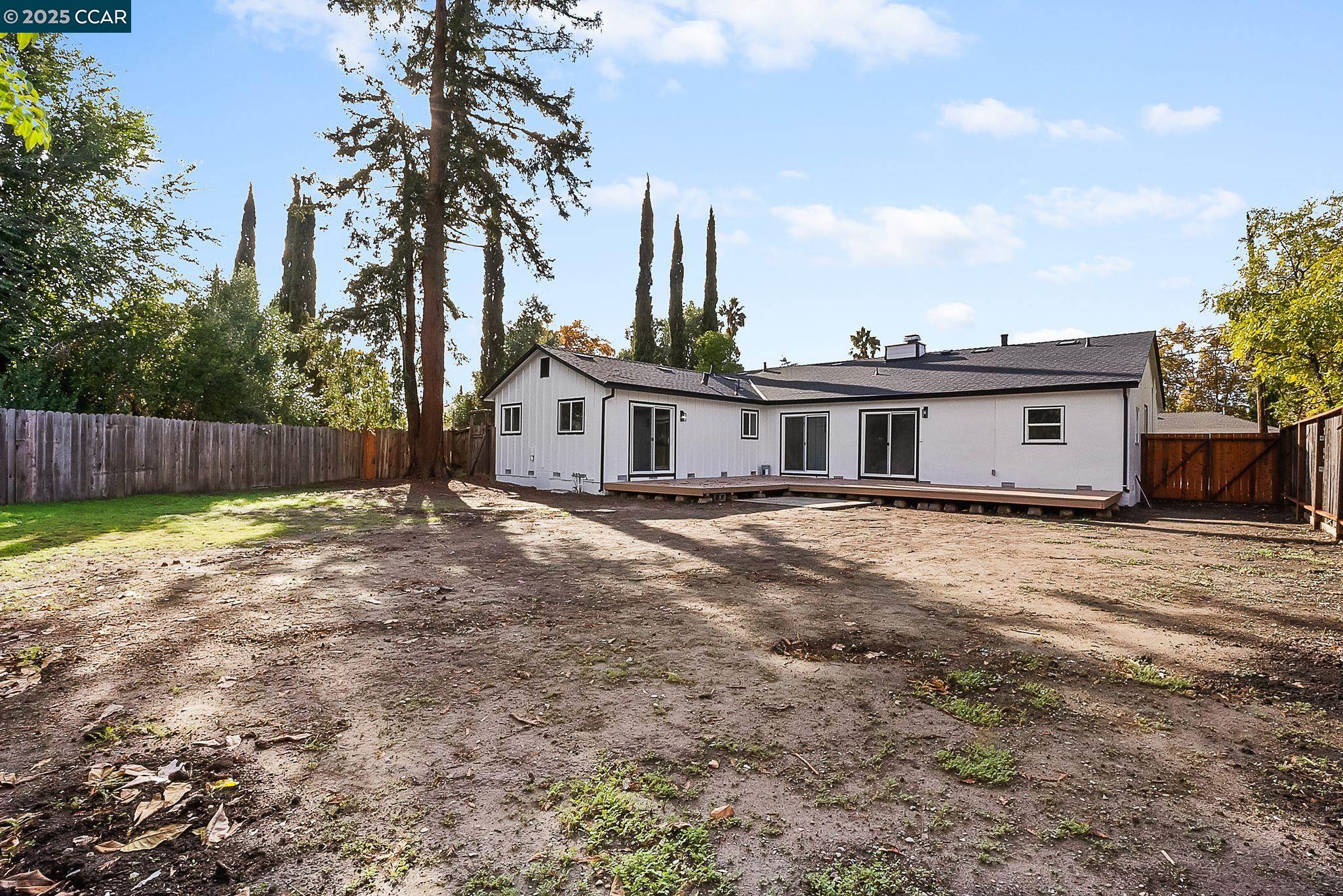 1640 Apple Dr