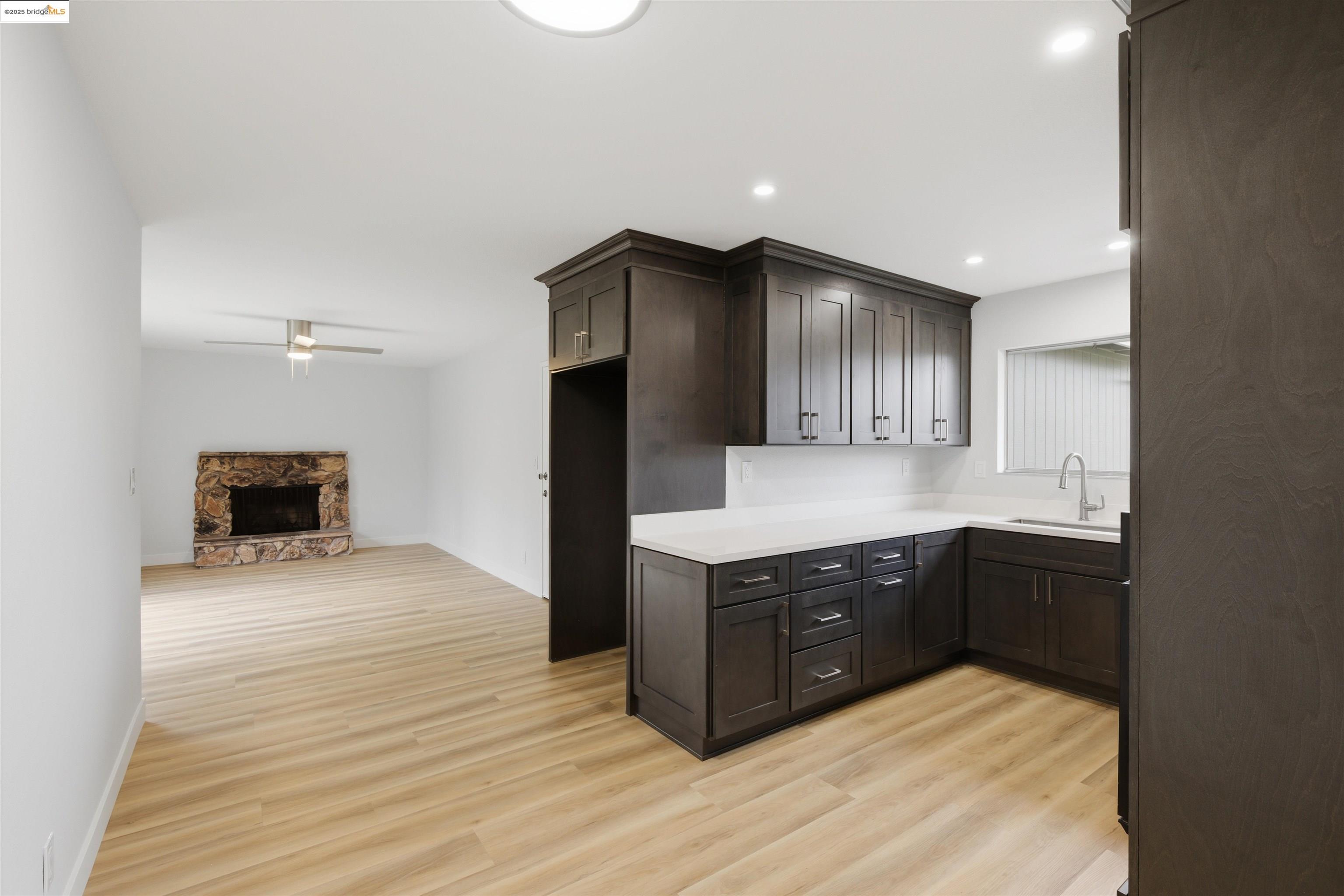 3640 Sun View Terrace
