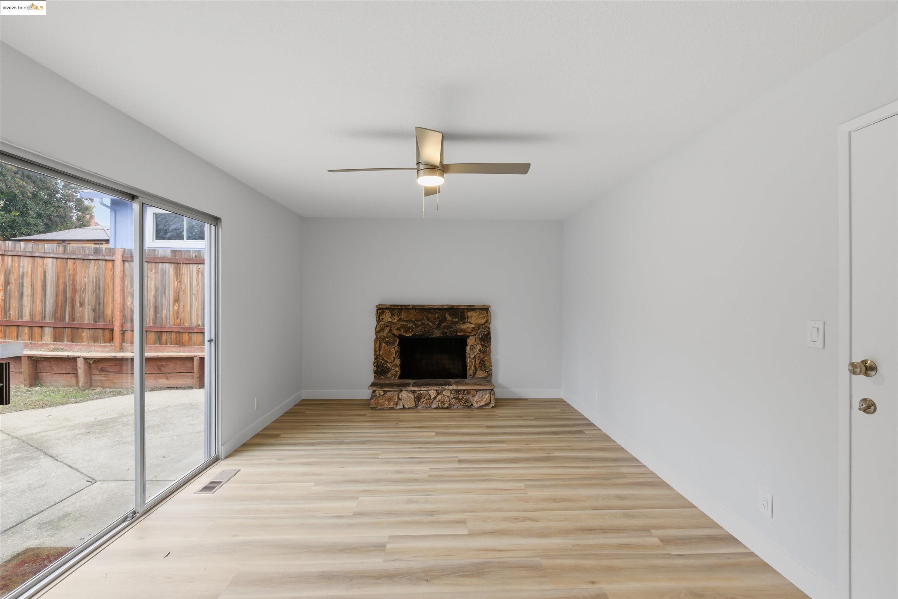 3640 Sun View Terrace