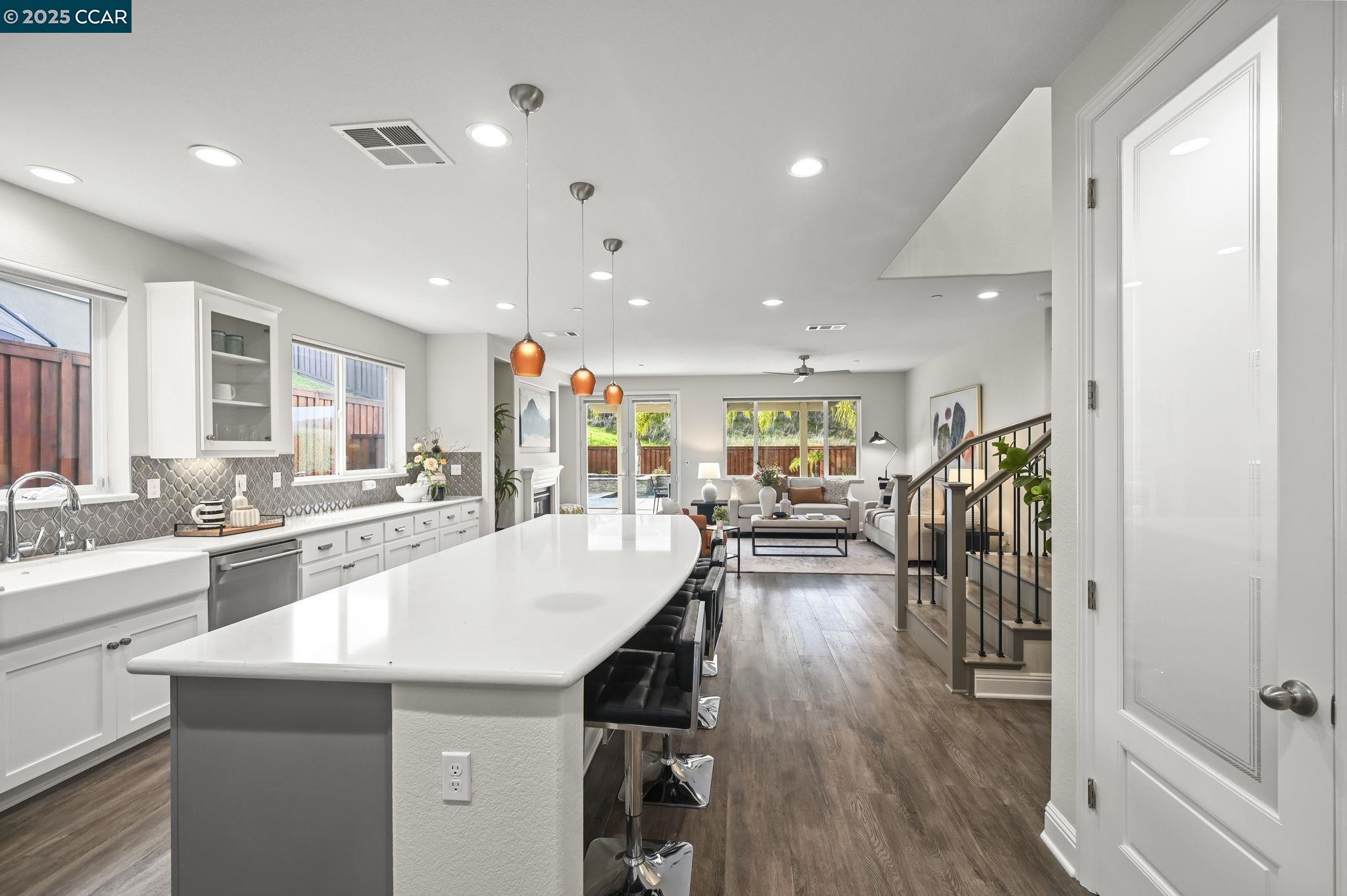 2812 Rio Seco Dr