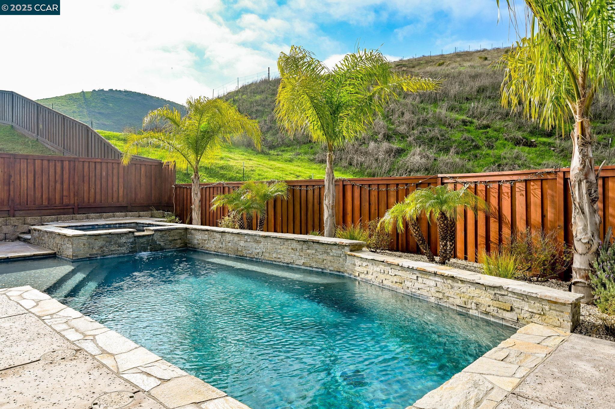 2812 Rio Seco Dr