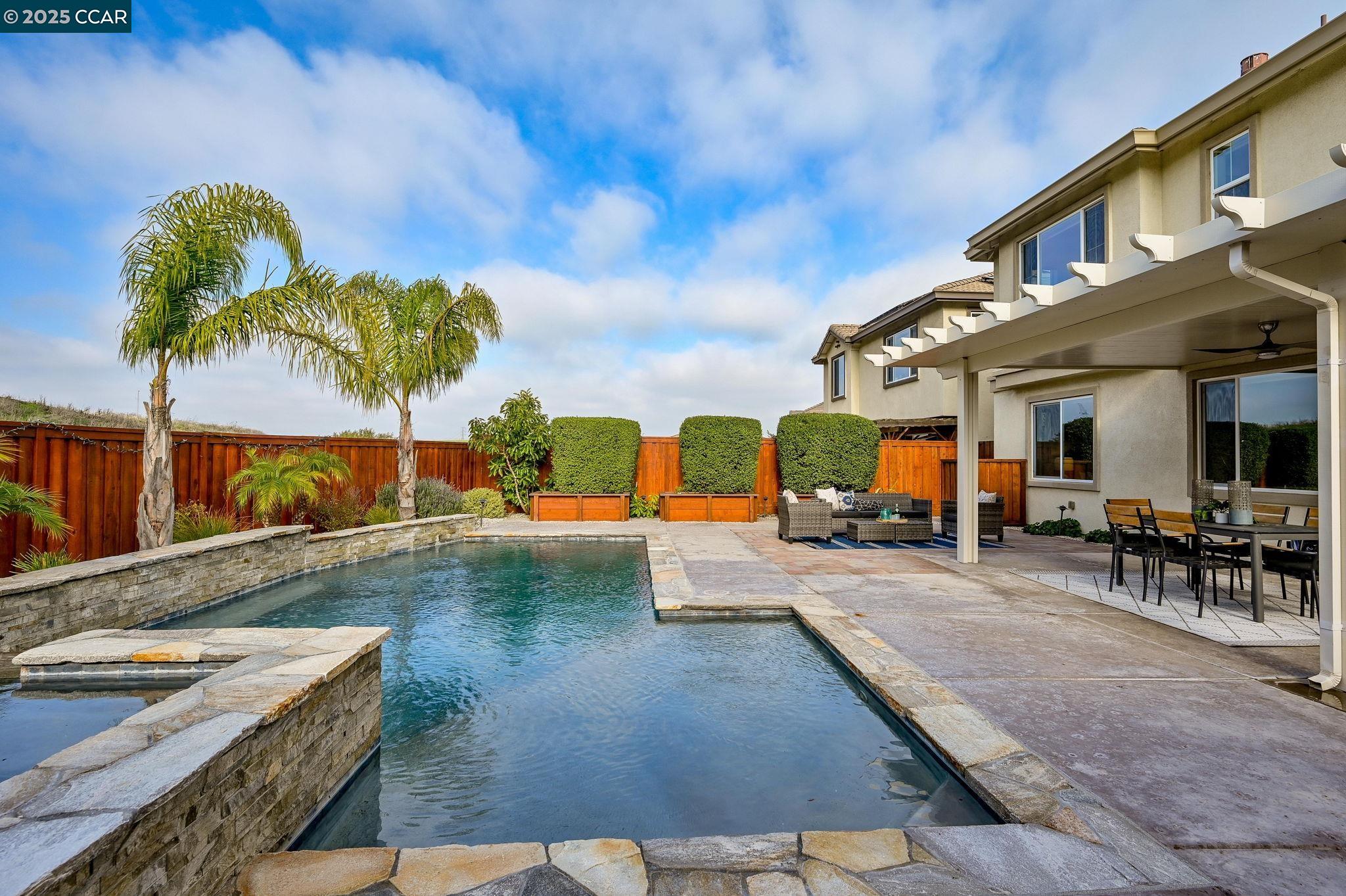 2812 Rio Seco Dr