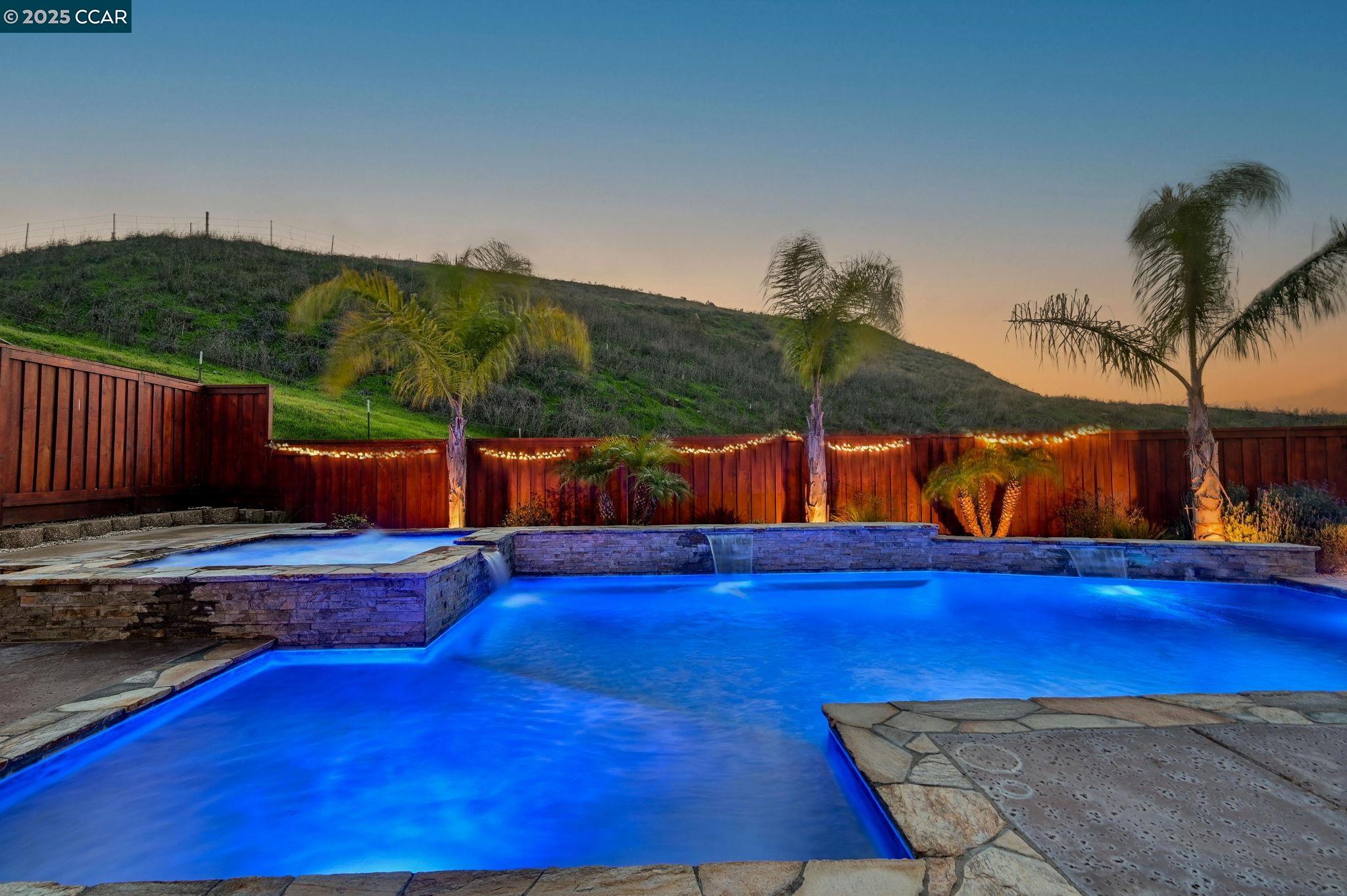 2812 Rio Seco Dr