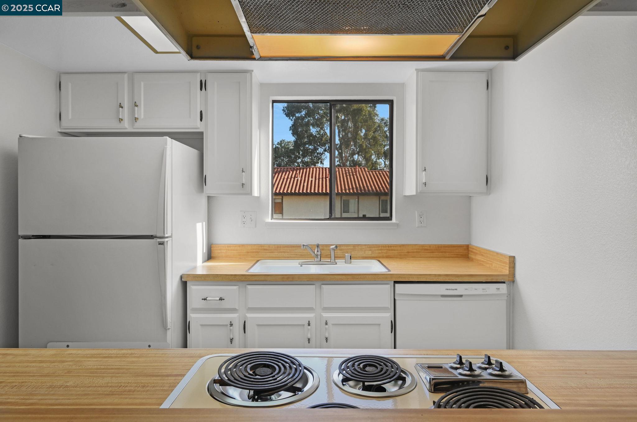 2055 Sierra Rd # 82