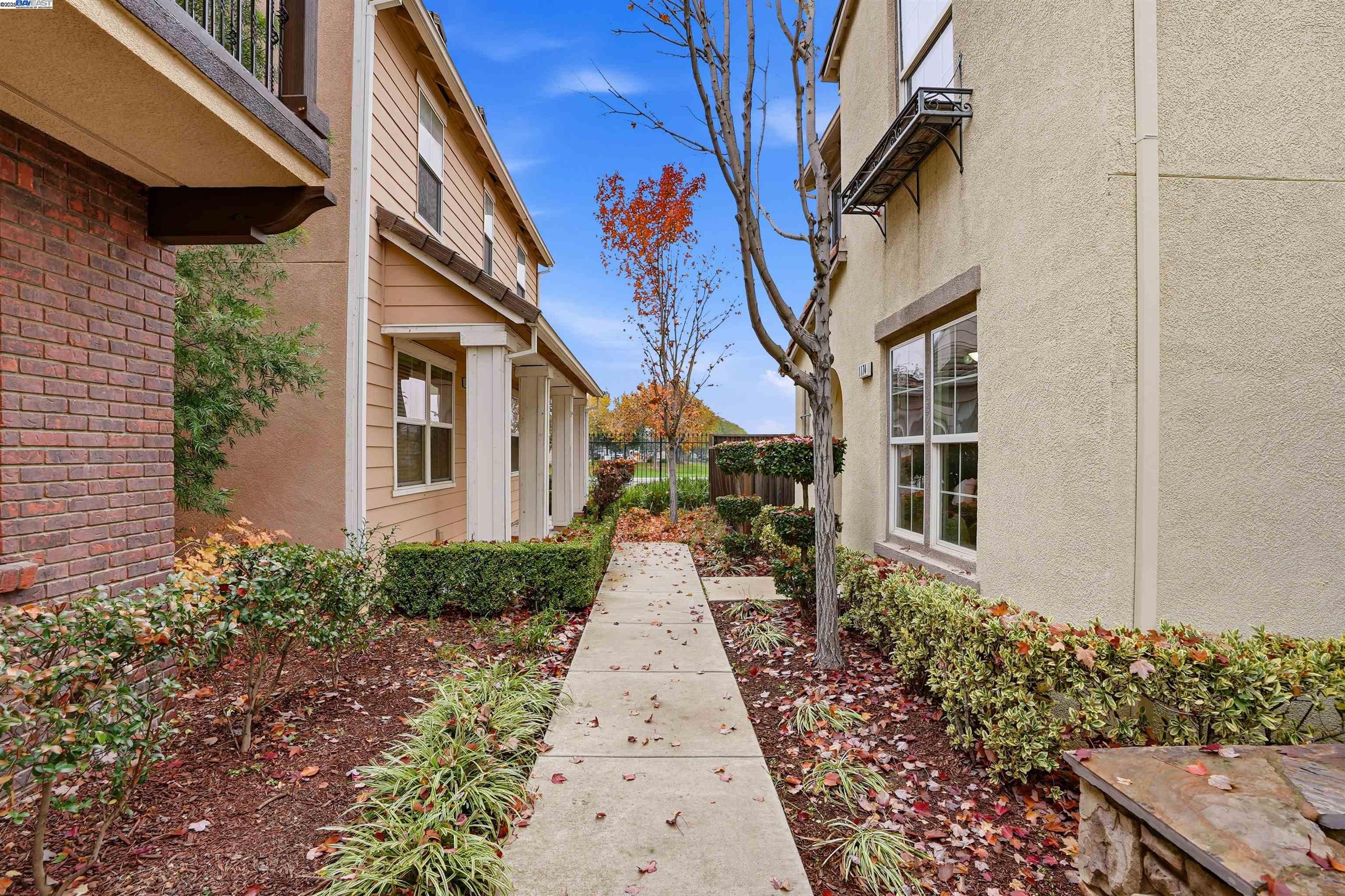 1174 Juan Jose Ln