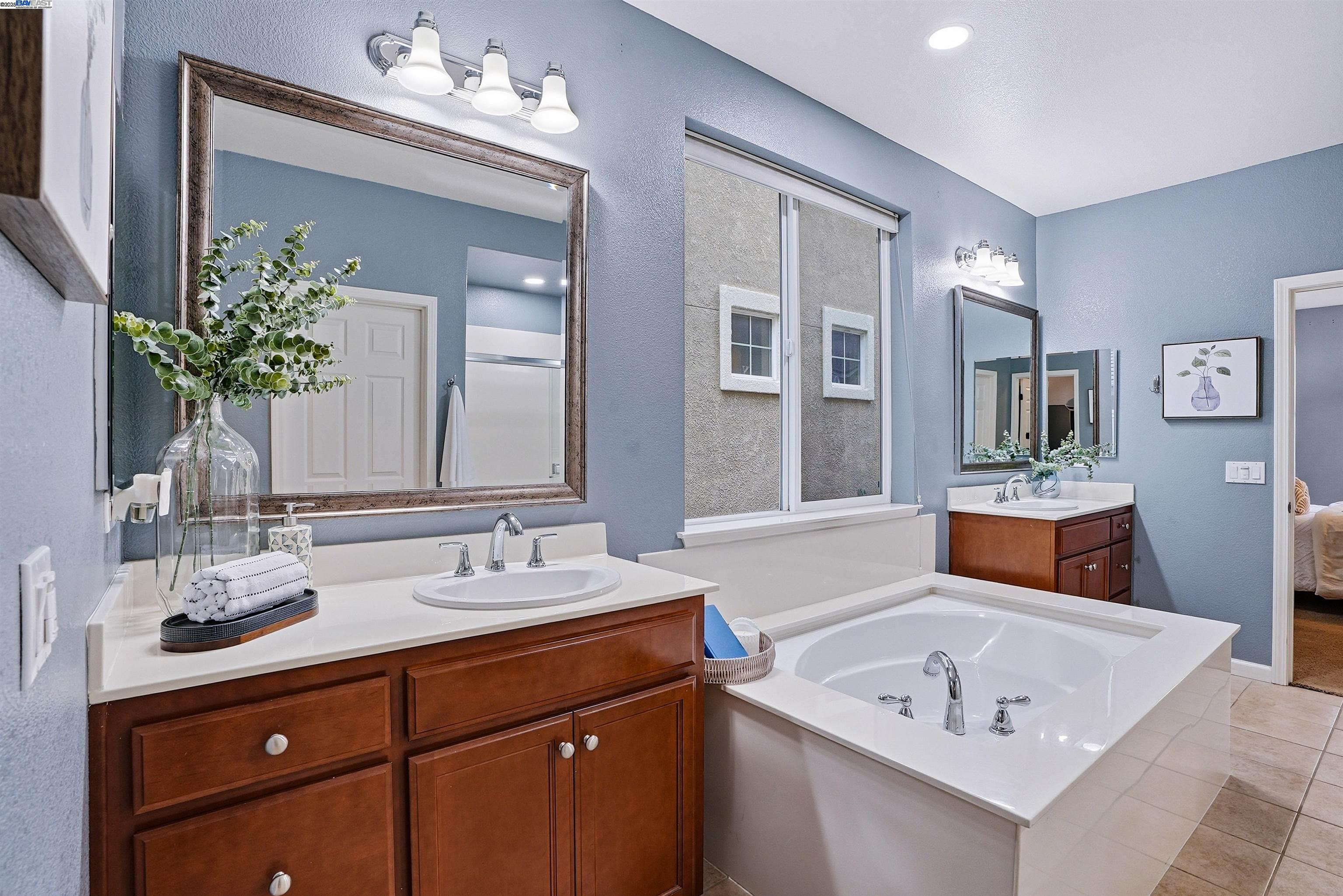 1174 Juan Jose Ln