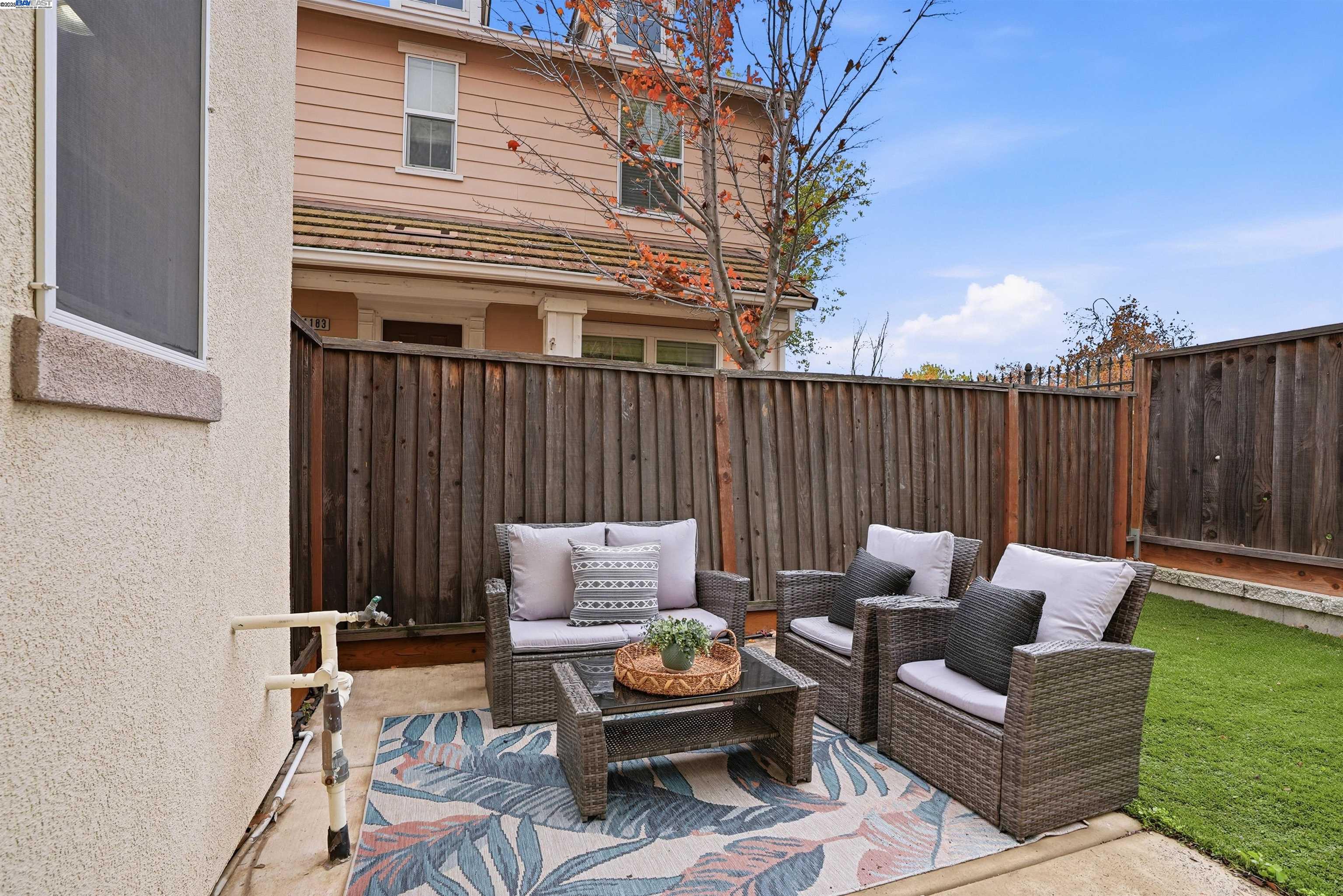 1174 Juan Jose Ln