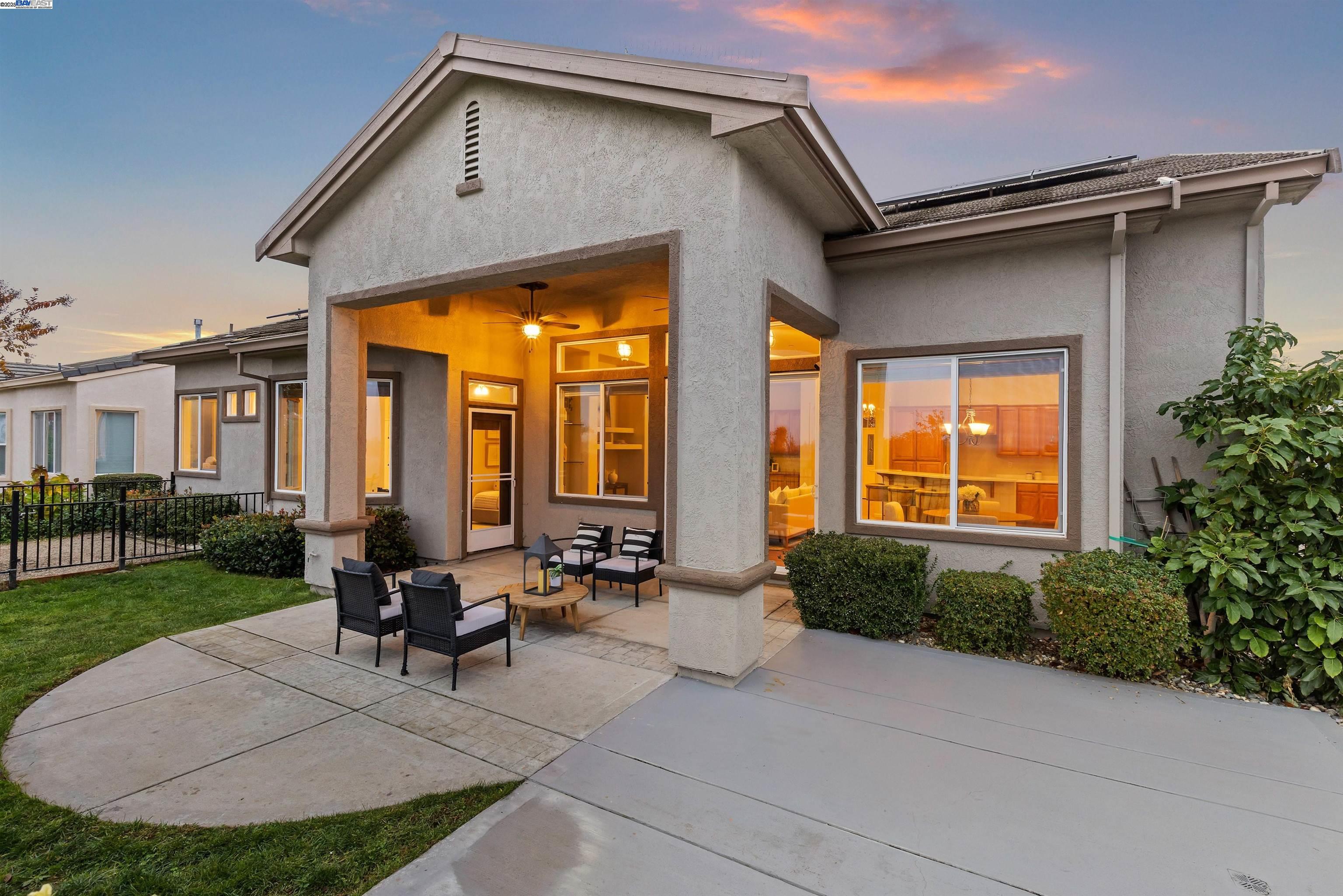 1507 Bismarck Ln