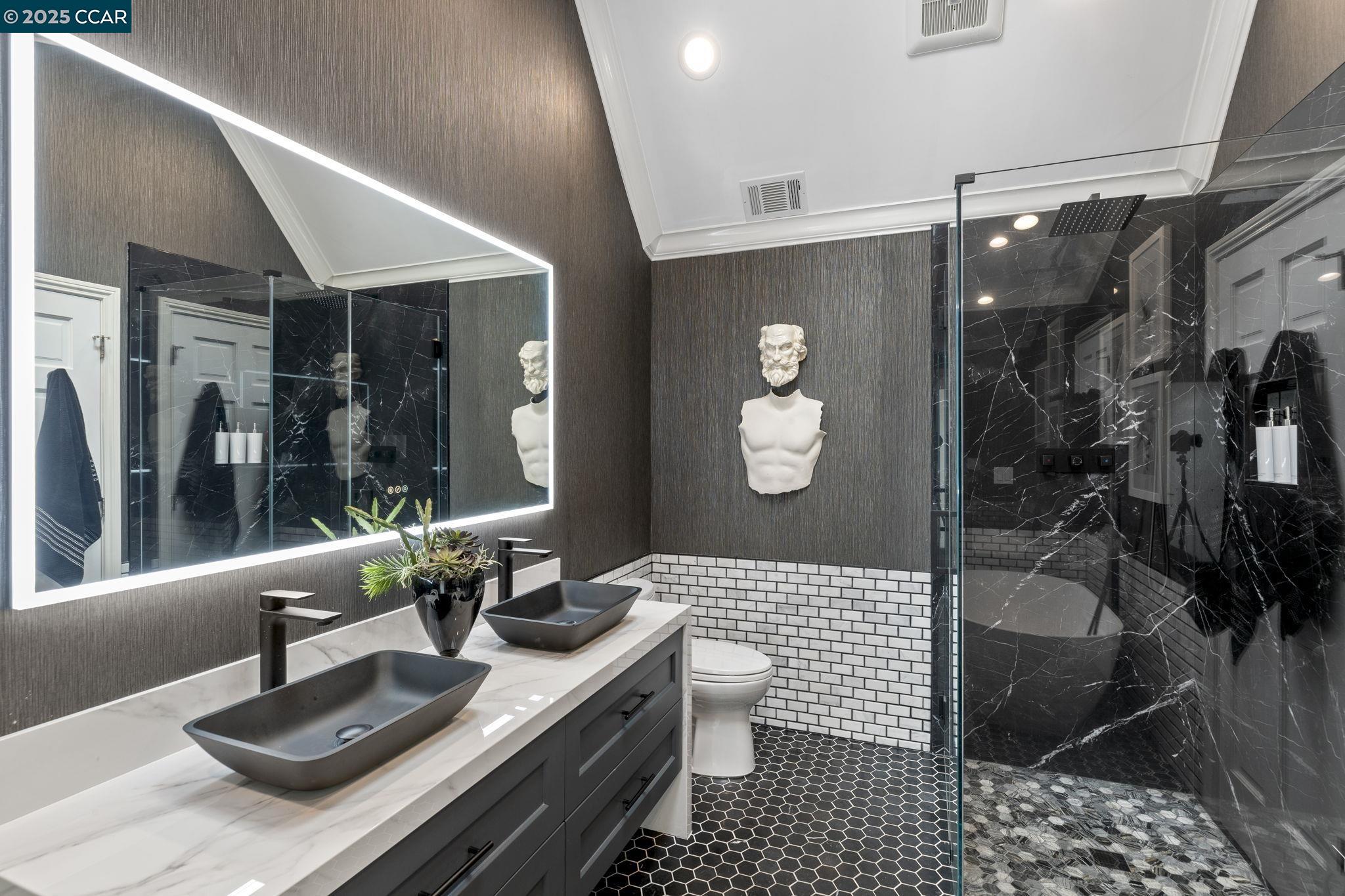 1124 Merlin Ct