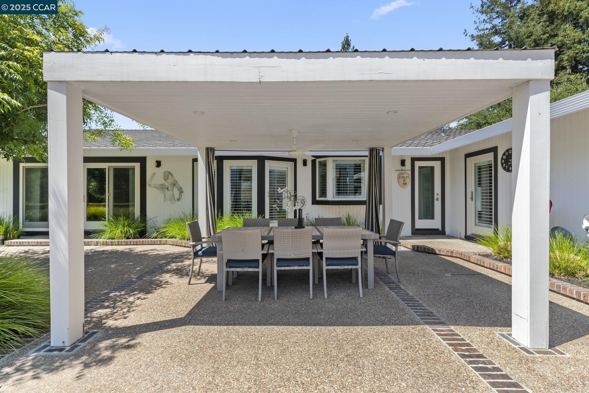 1124 Merlin Ct