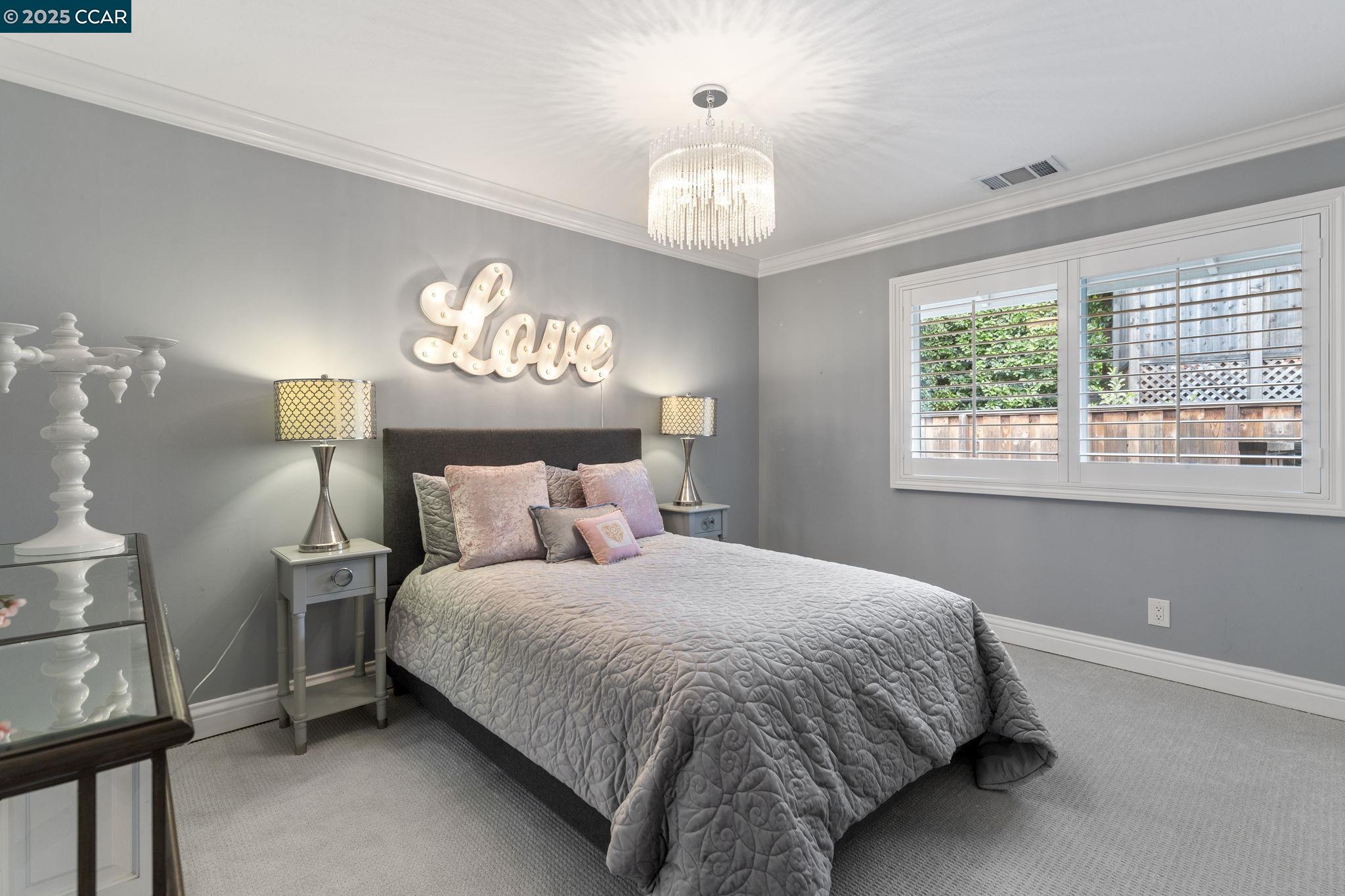 1124 Merlin Ct