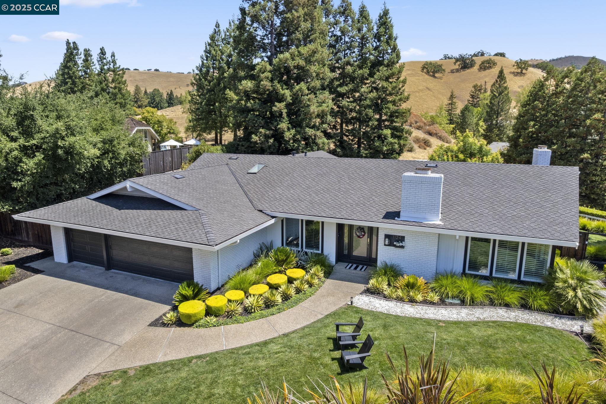 1124 Merlin Ct