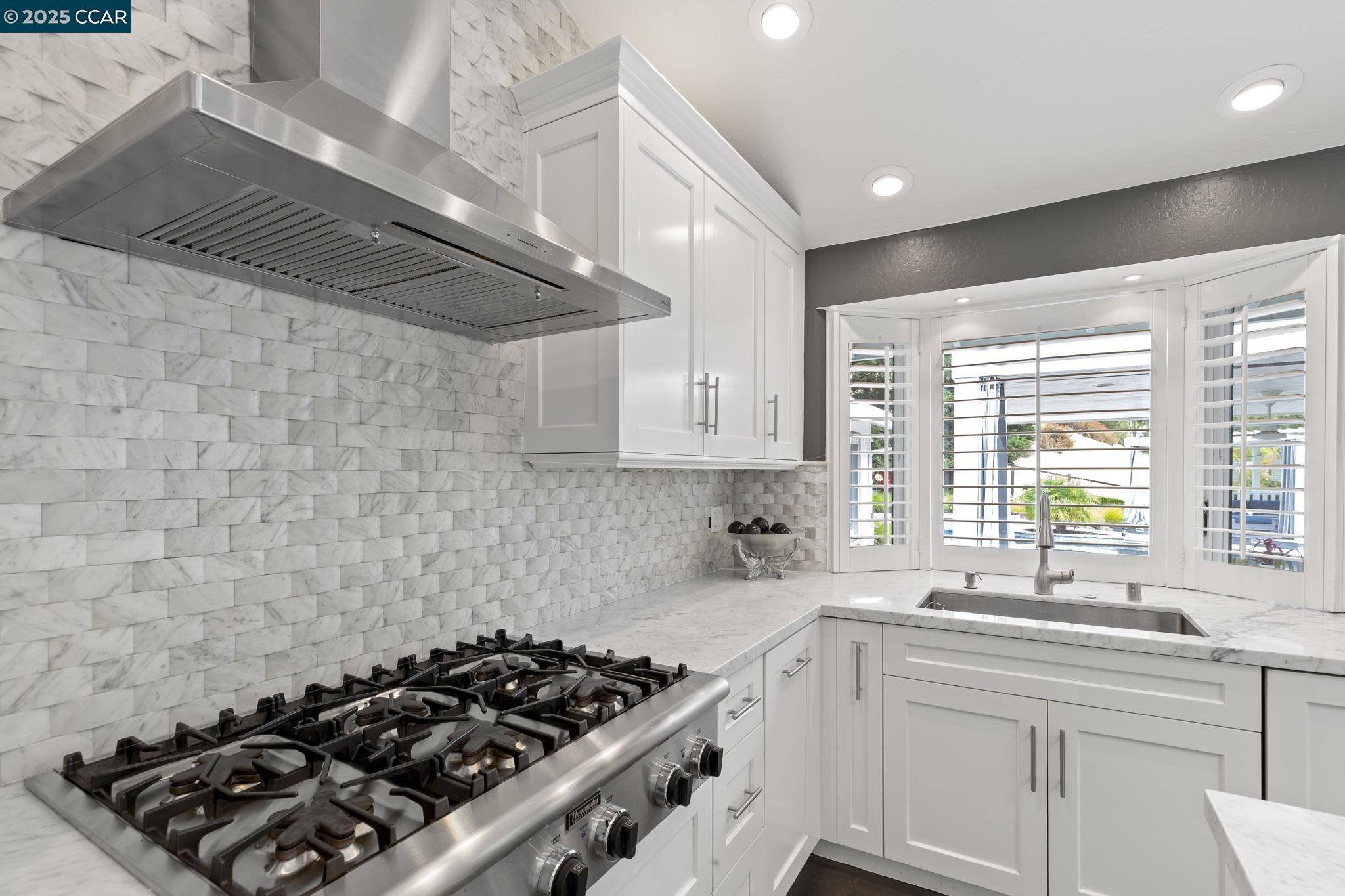 1124 Merlin Ct