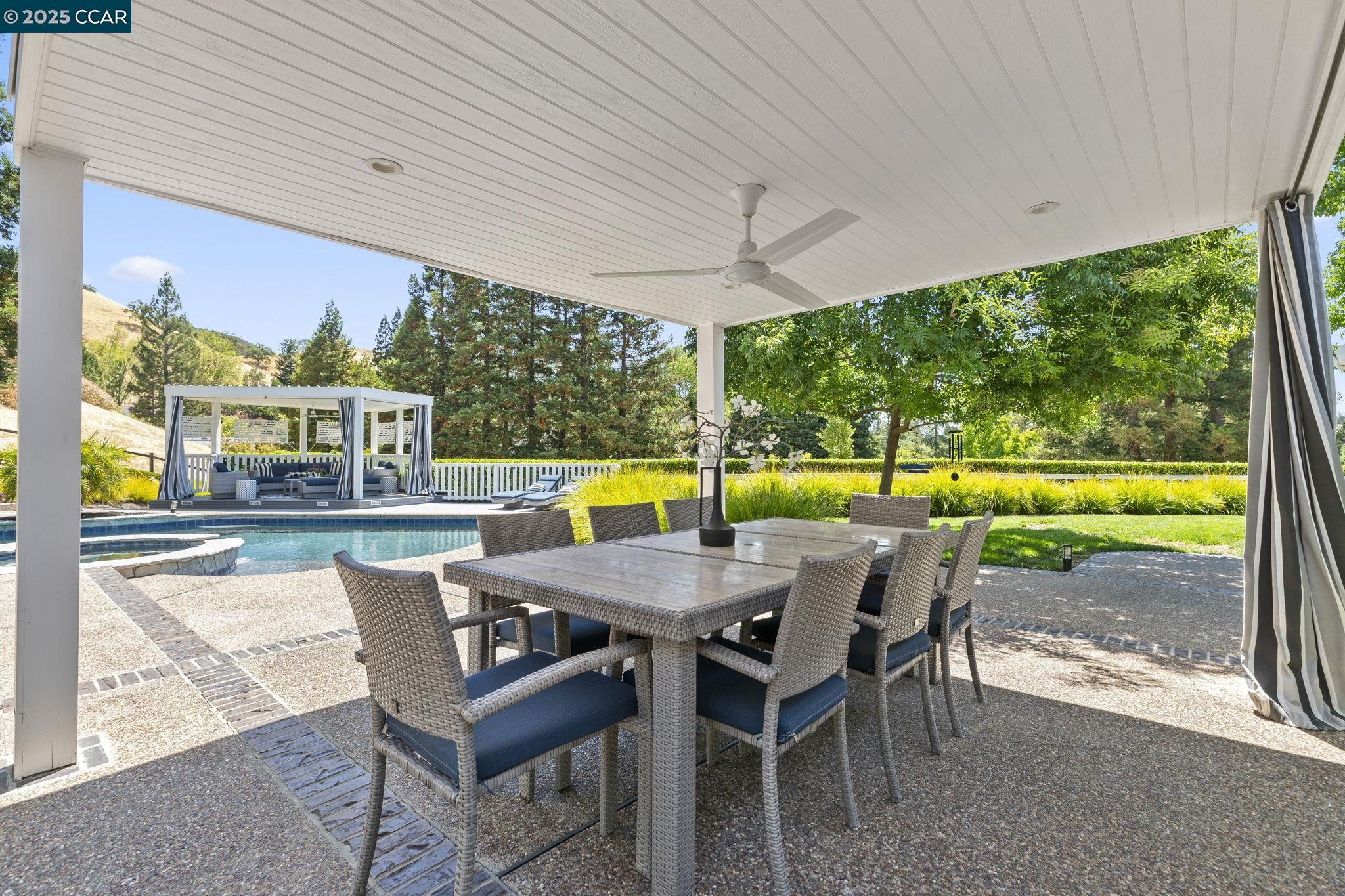 1124 Merlin Ct