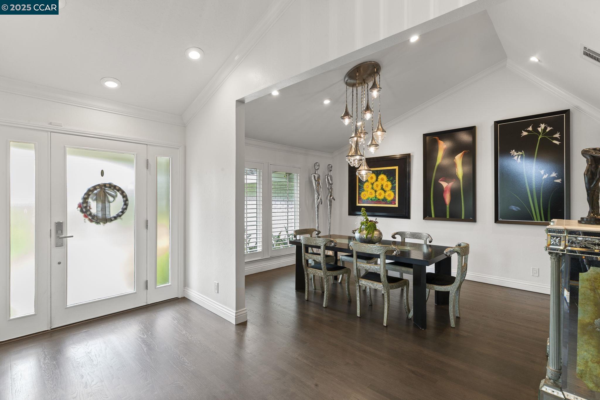 1124 Merlin Ct