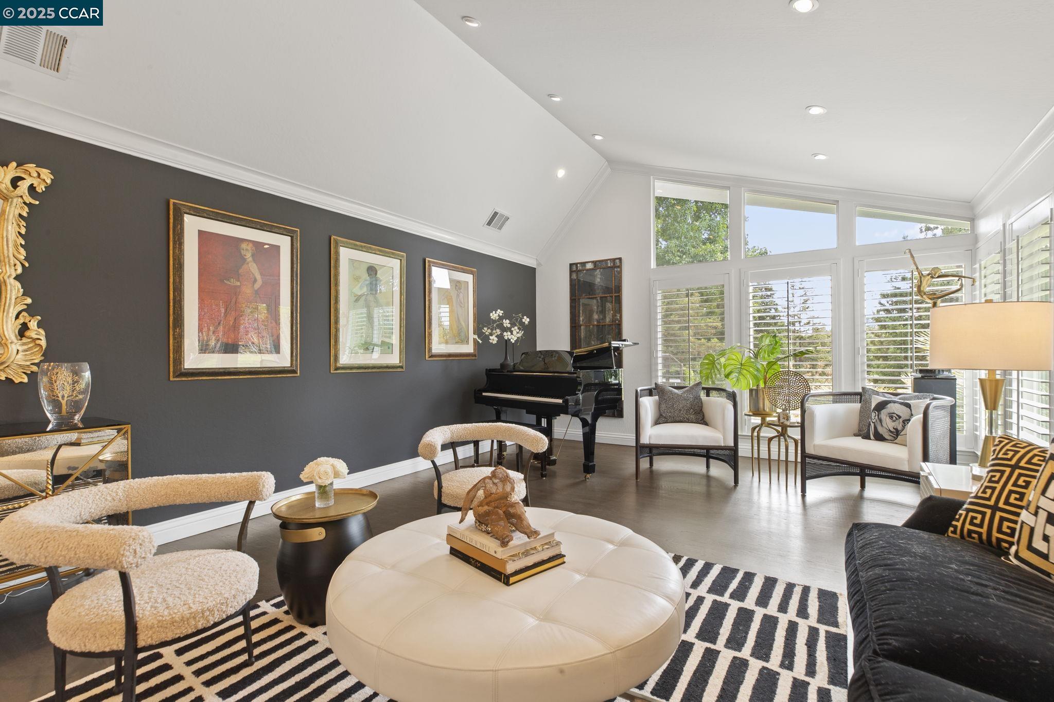 1124 Merlin Ct