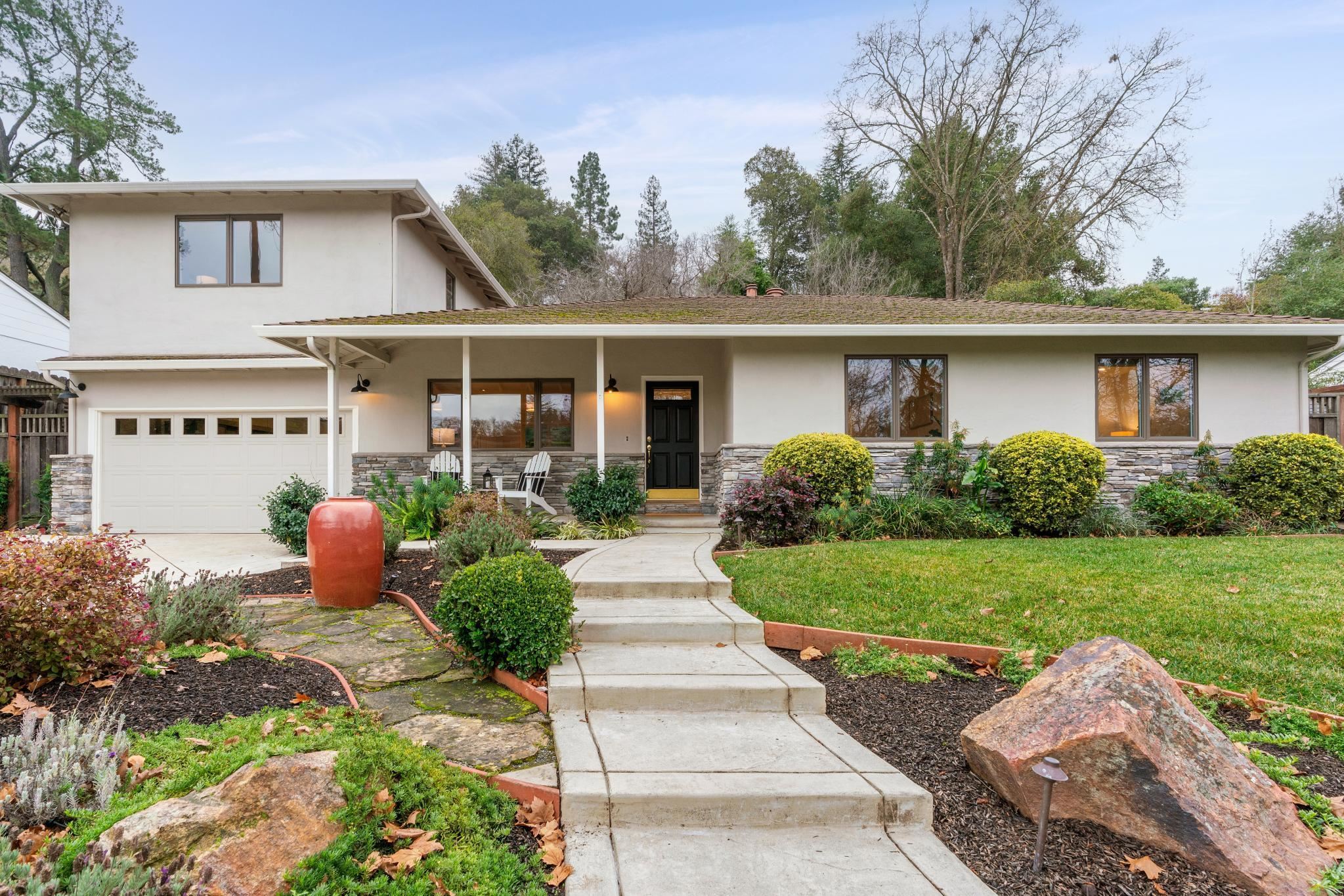 3235 Camino Colorados