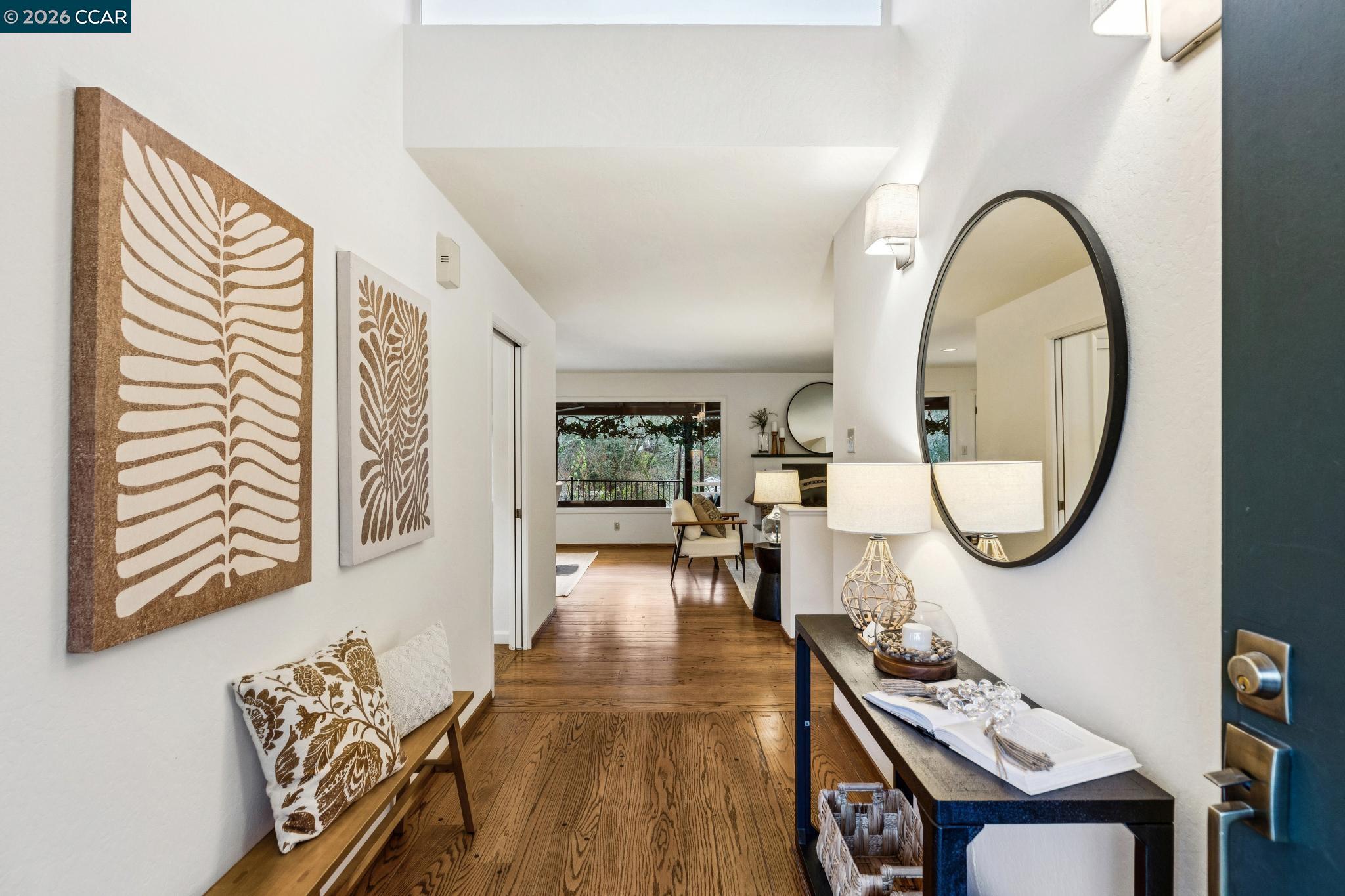 411 La Vista Rd
