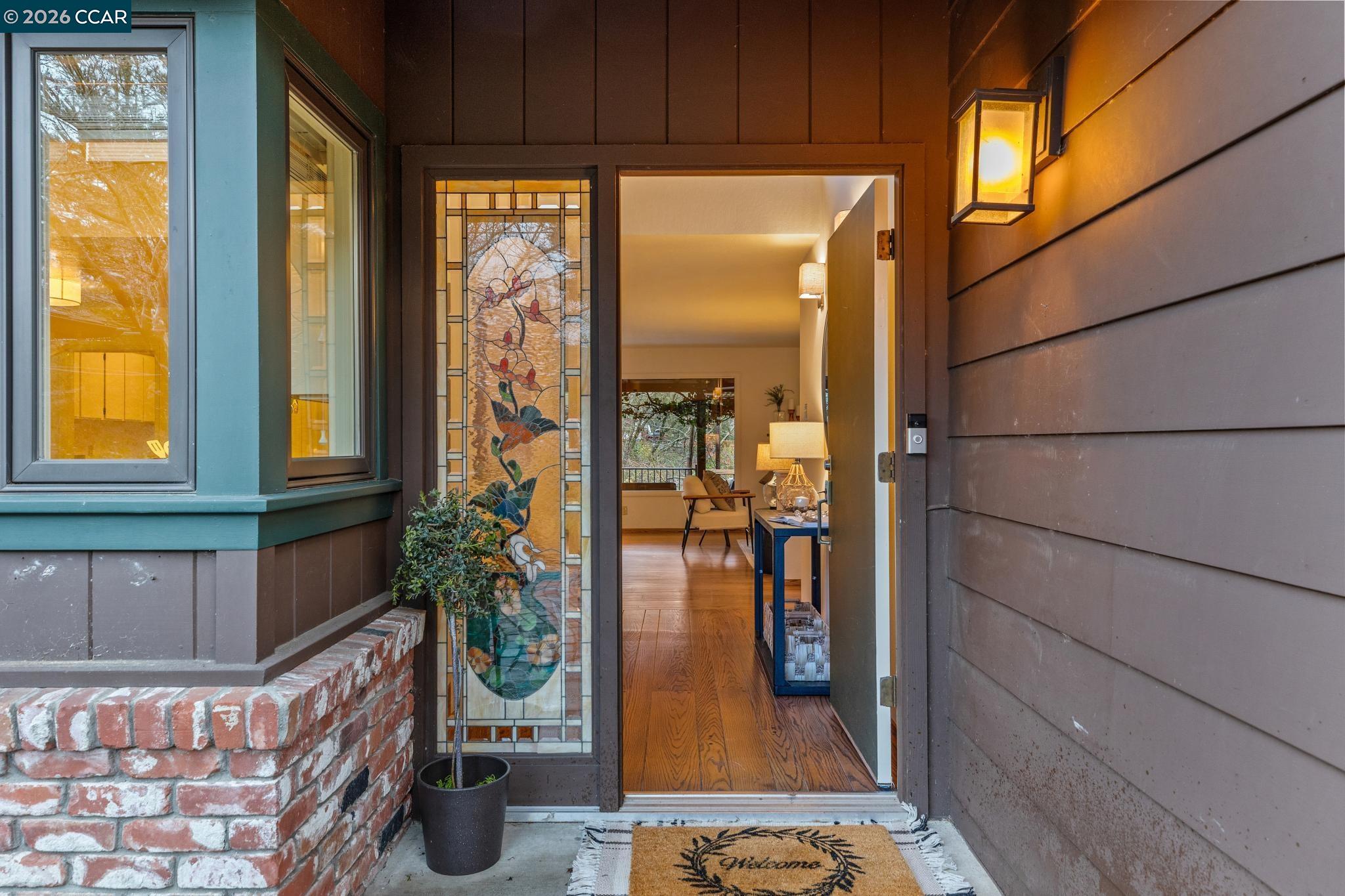 411 La Vista Rd