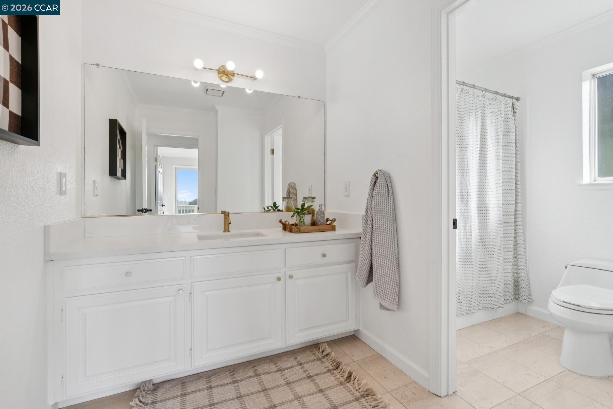1715 Alhambra Ln