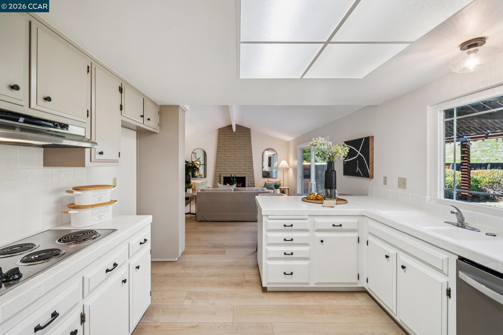 139 Regency Dr