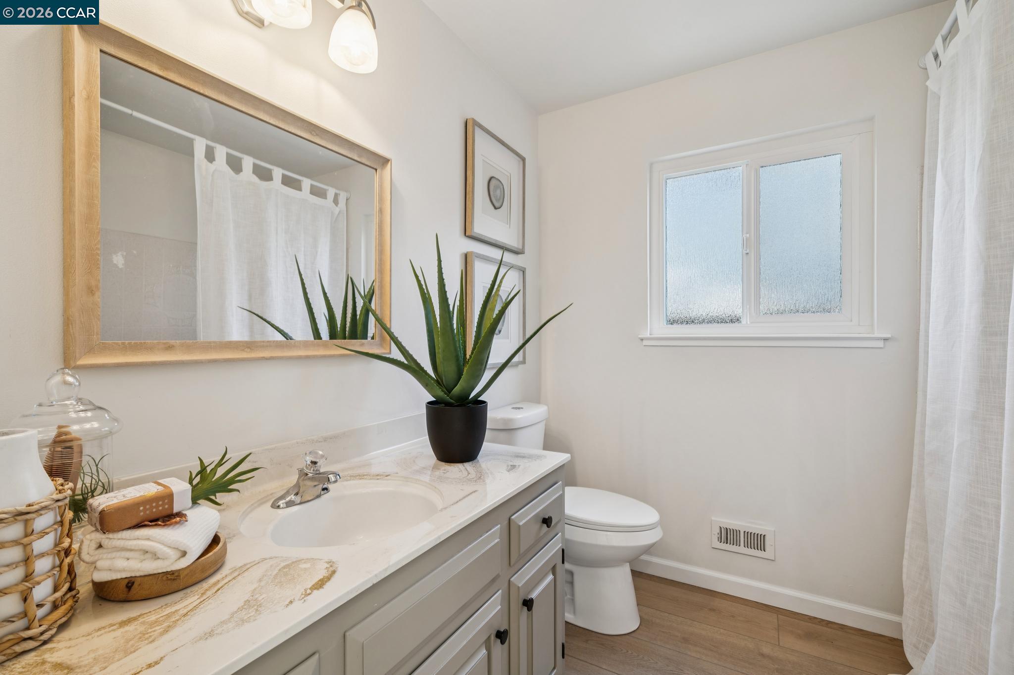 139 Regency Dr