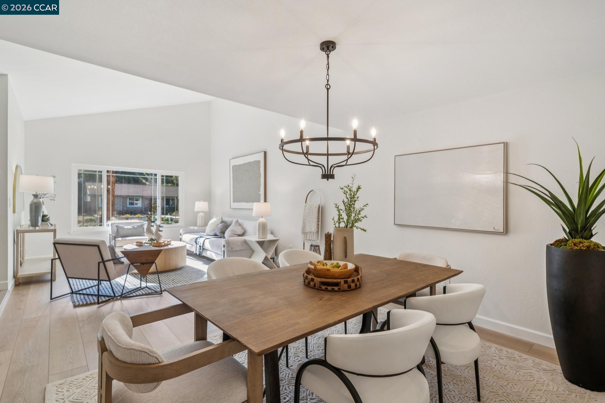 139 Regency Dr