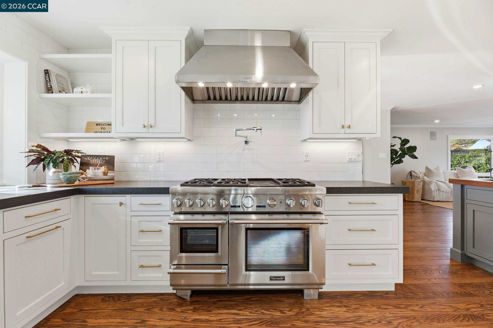 833 Crossbrook Ct