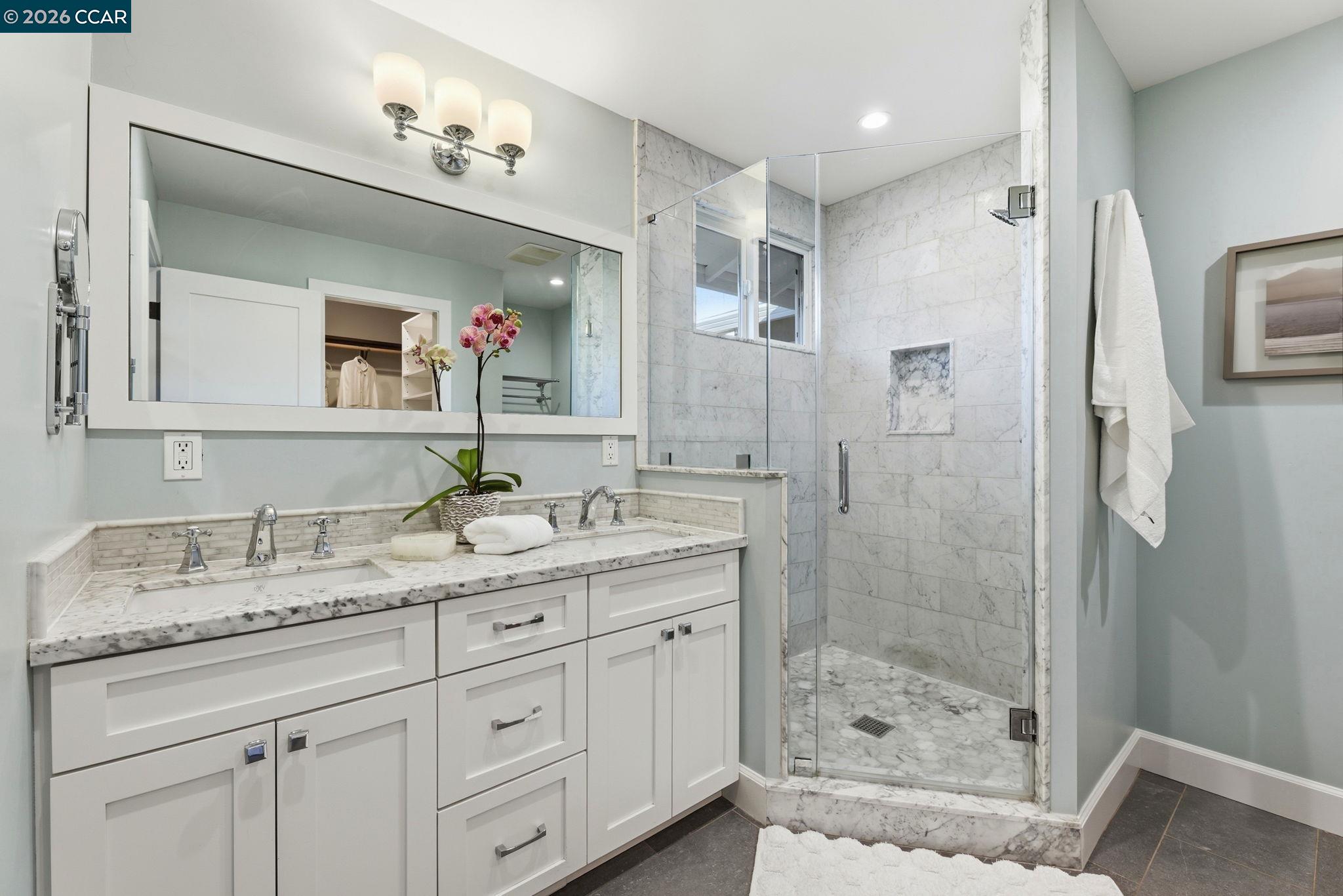 833 Crossbrook Ct
