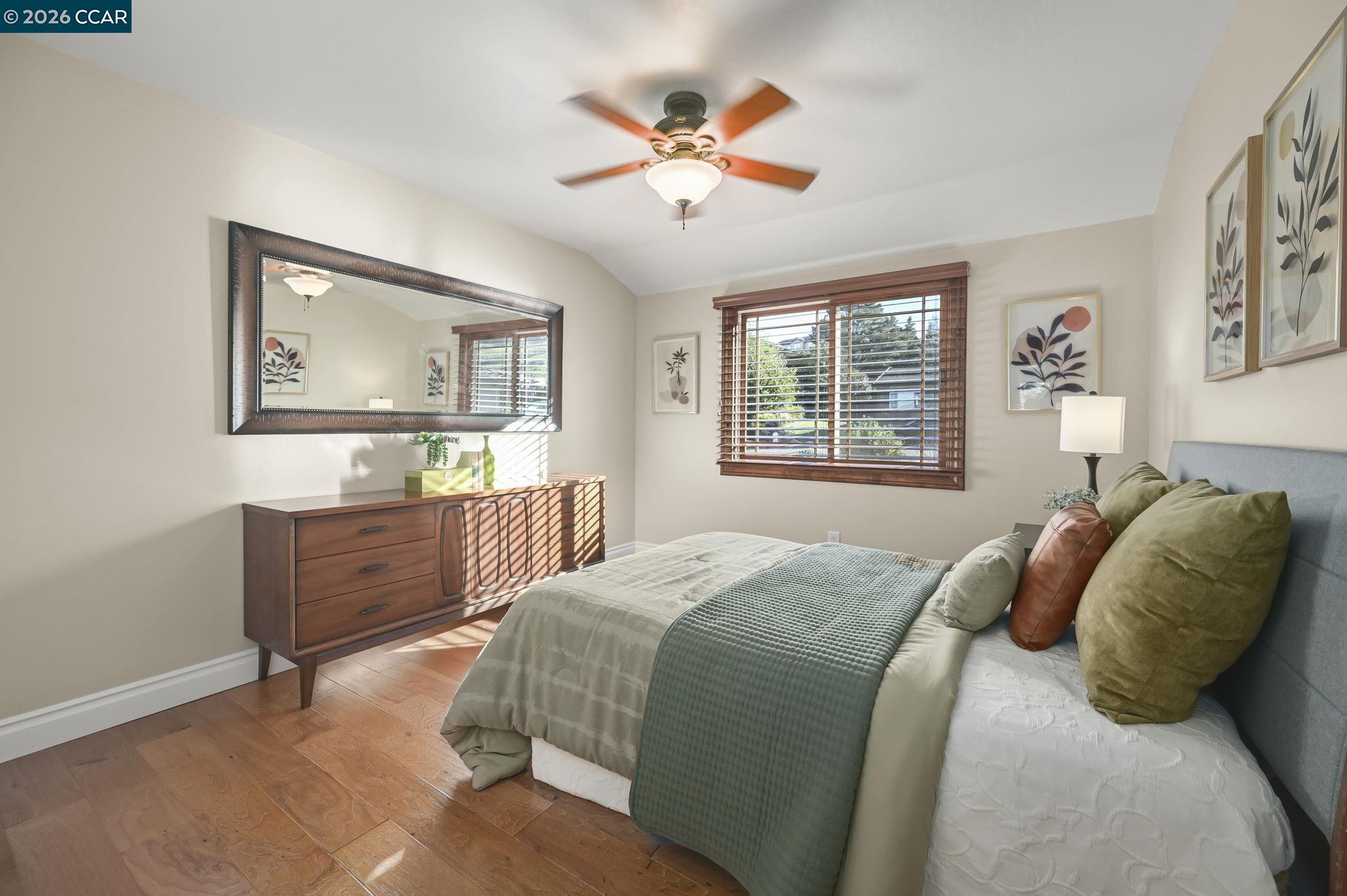 8 Rialto Dr