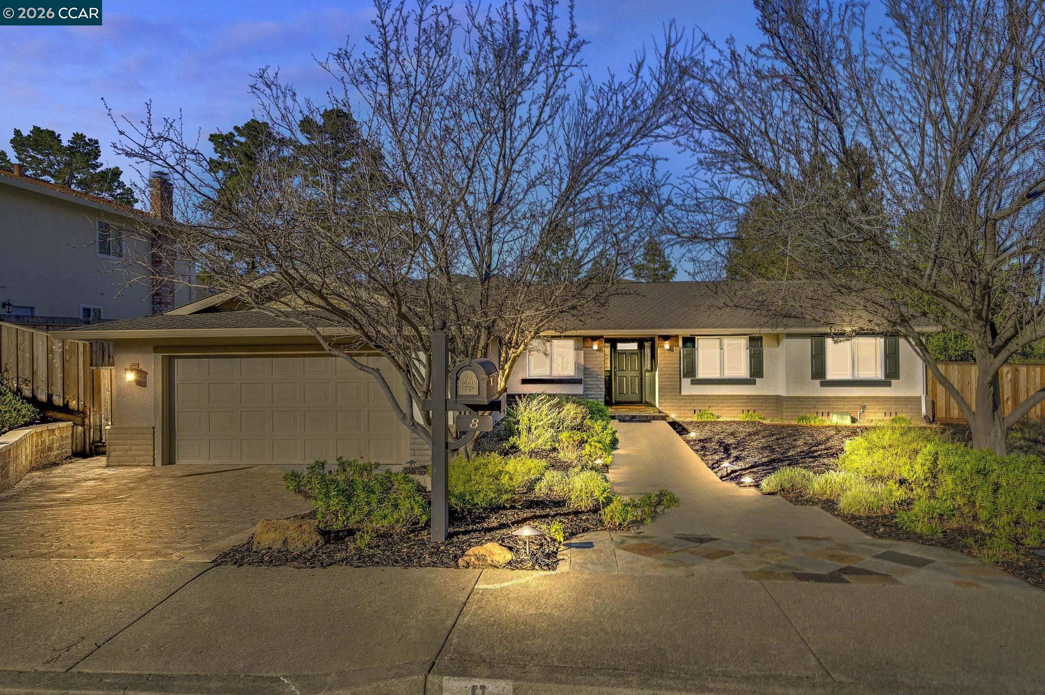 8 Rialto Dr