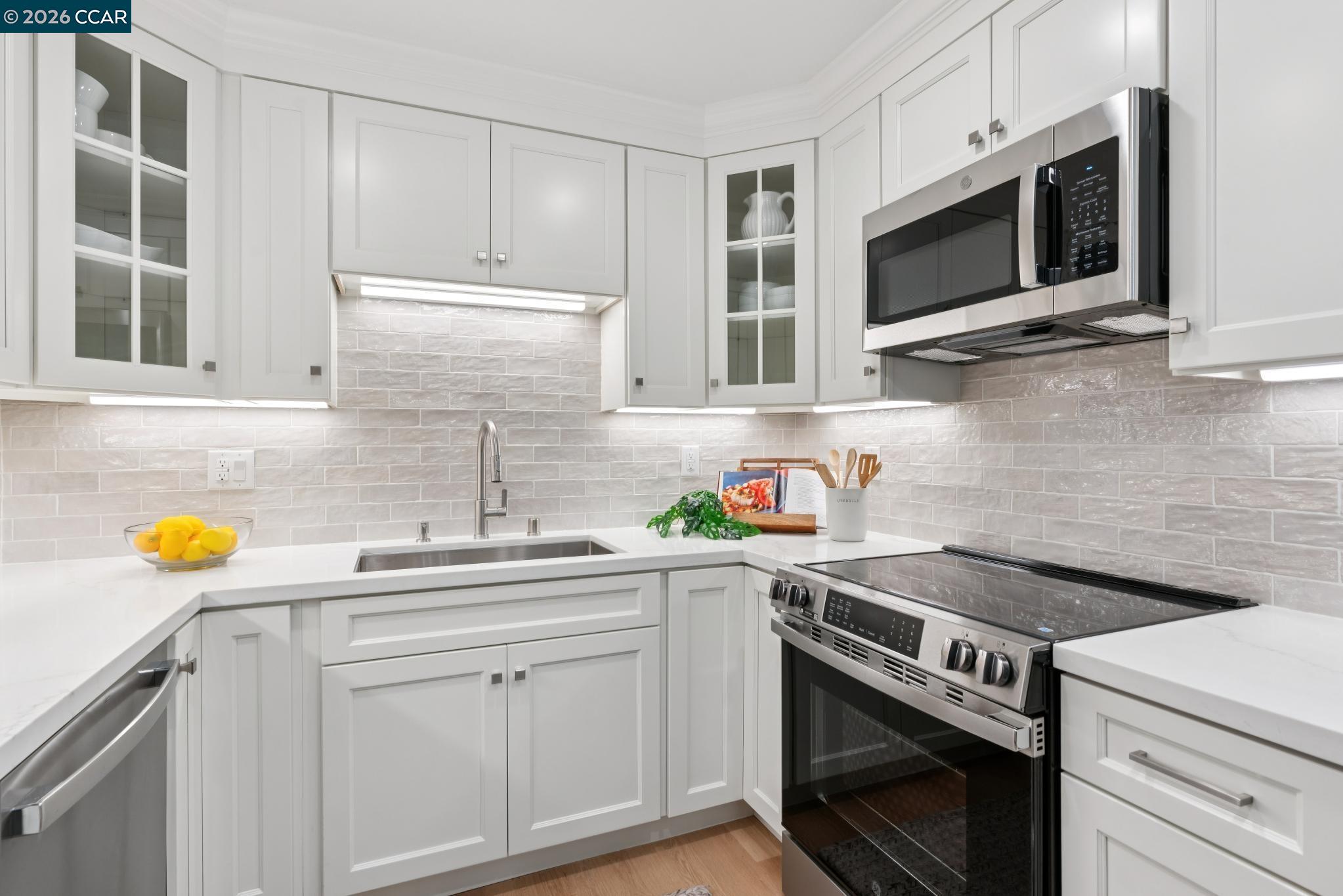 2133 Tice Creek # 4