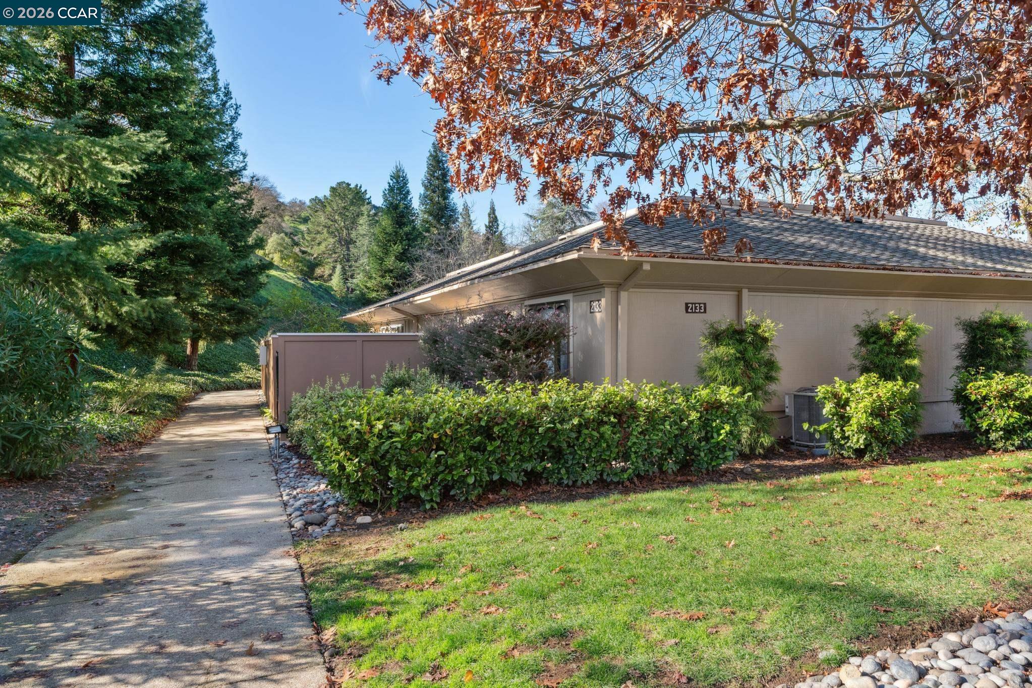 2133 Tice Creek # 4