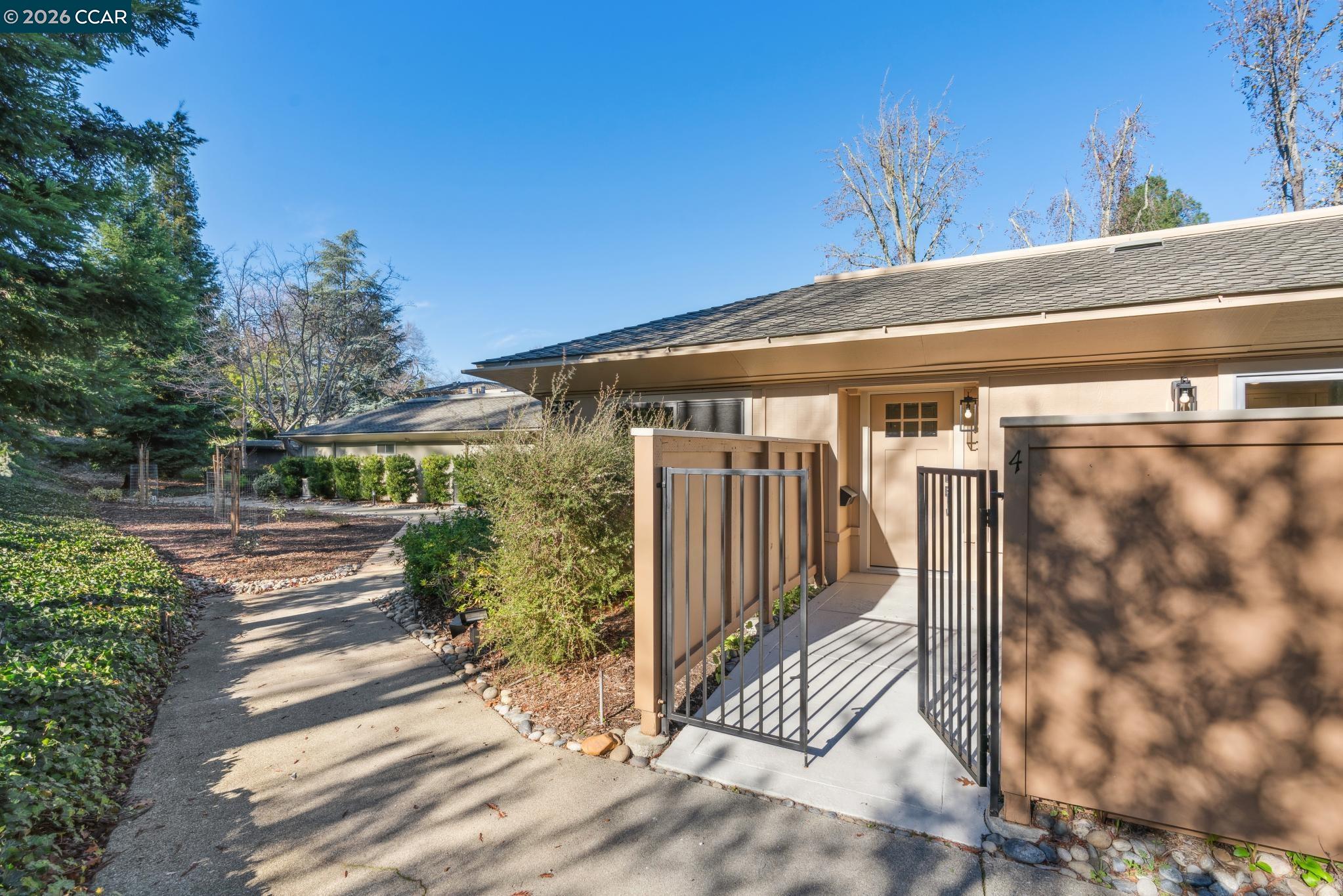 2133 Tice Creek # 4