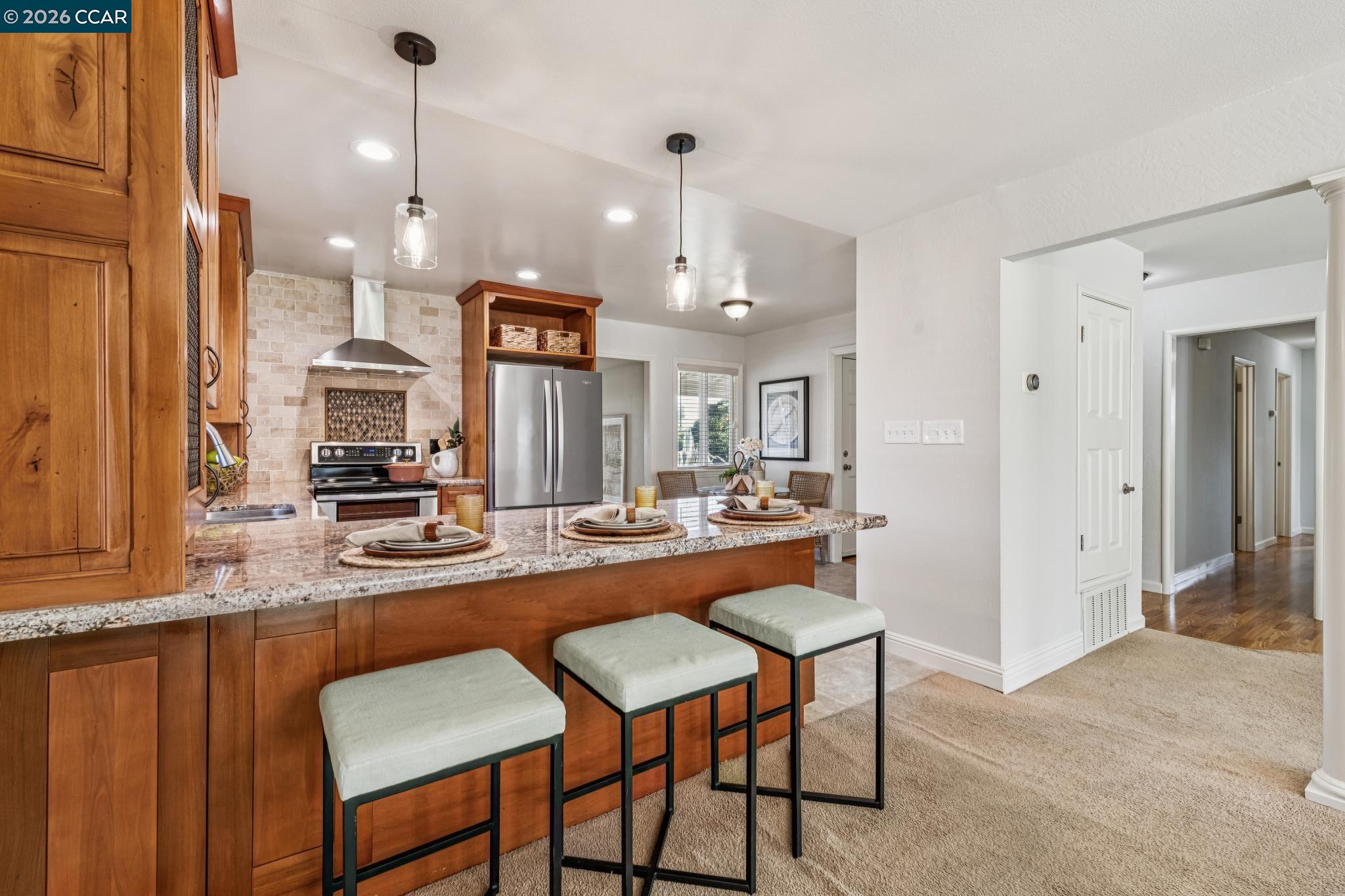 876 Santa Ana Dr