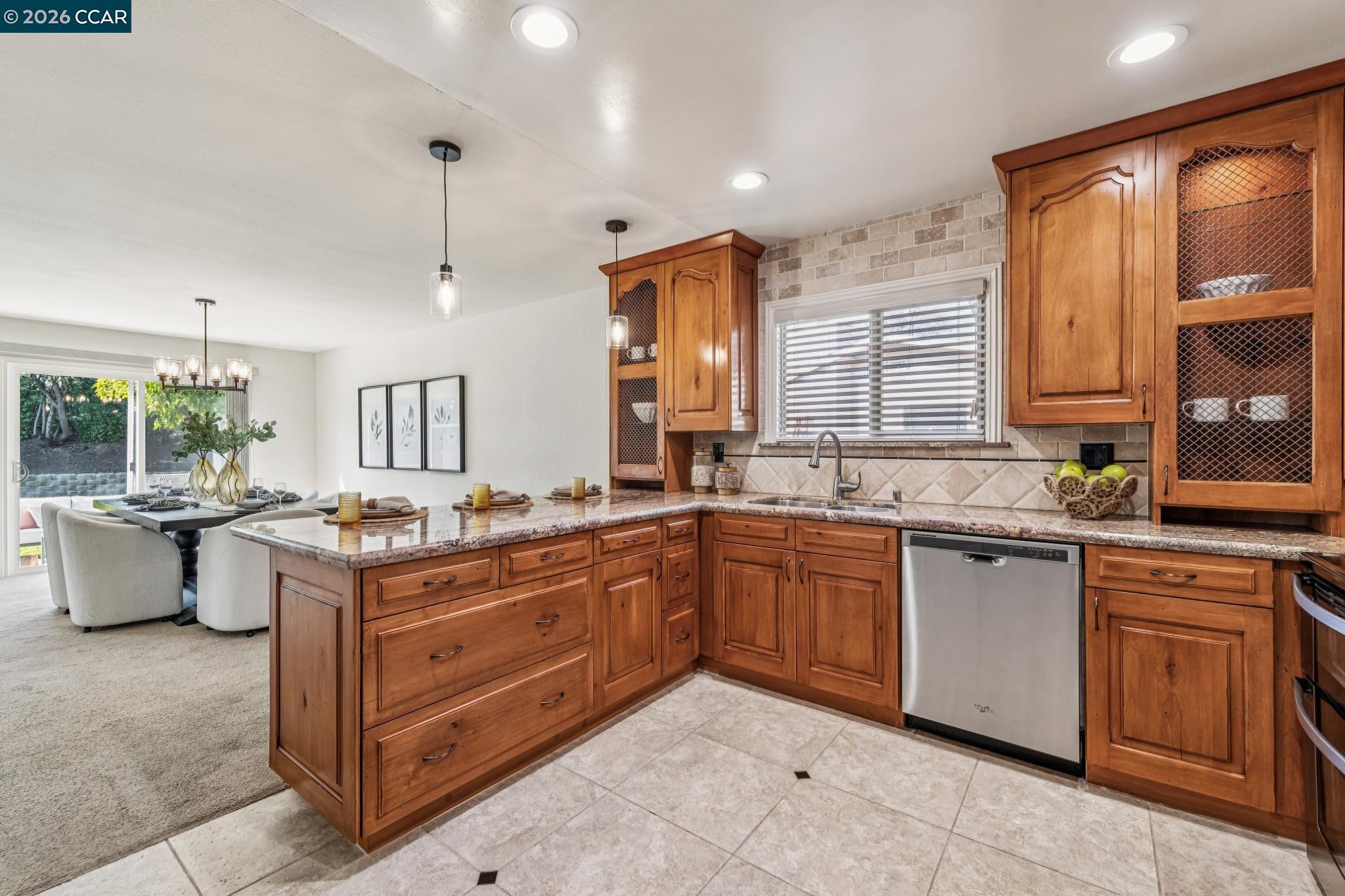 876 Santa Ana Dr