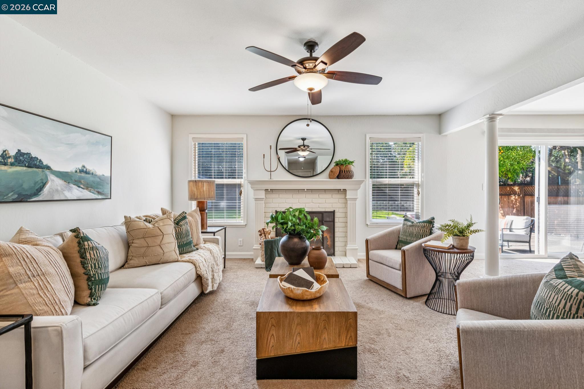 876 Santa Ana Dr