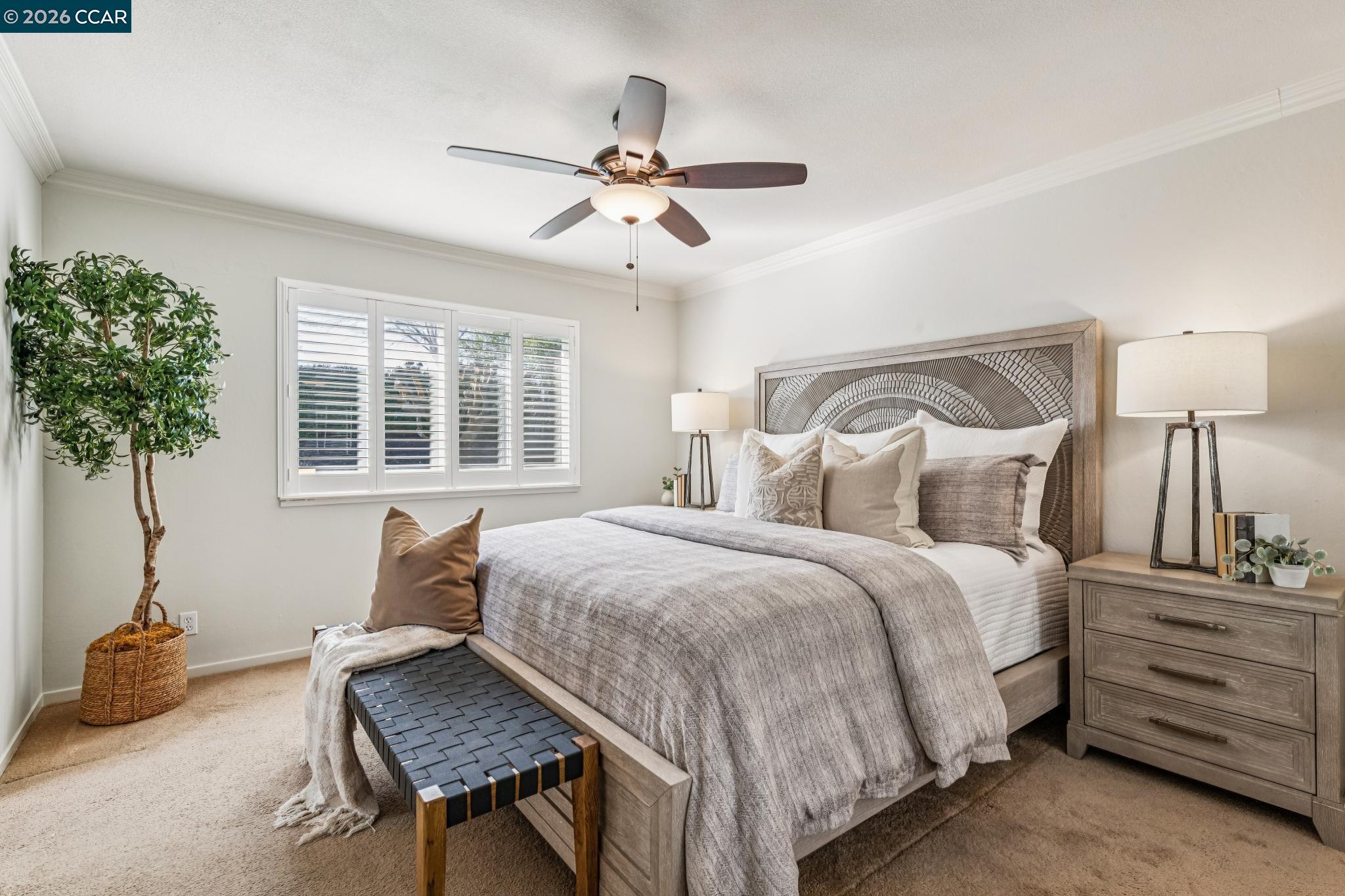 876 Santa Ana Dr