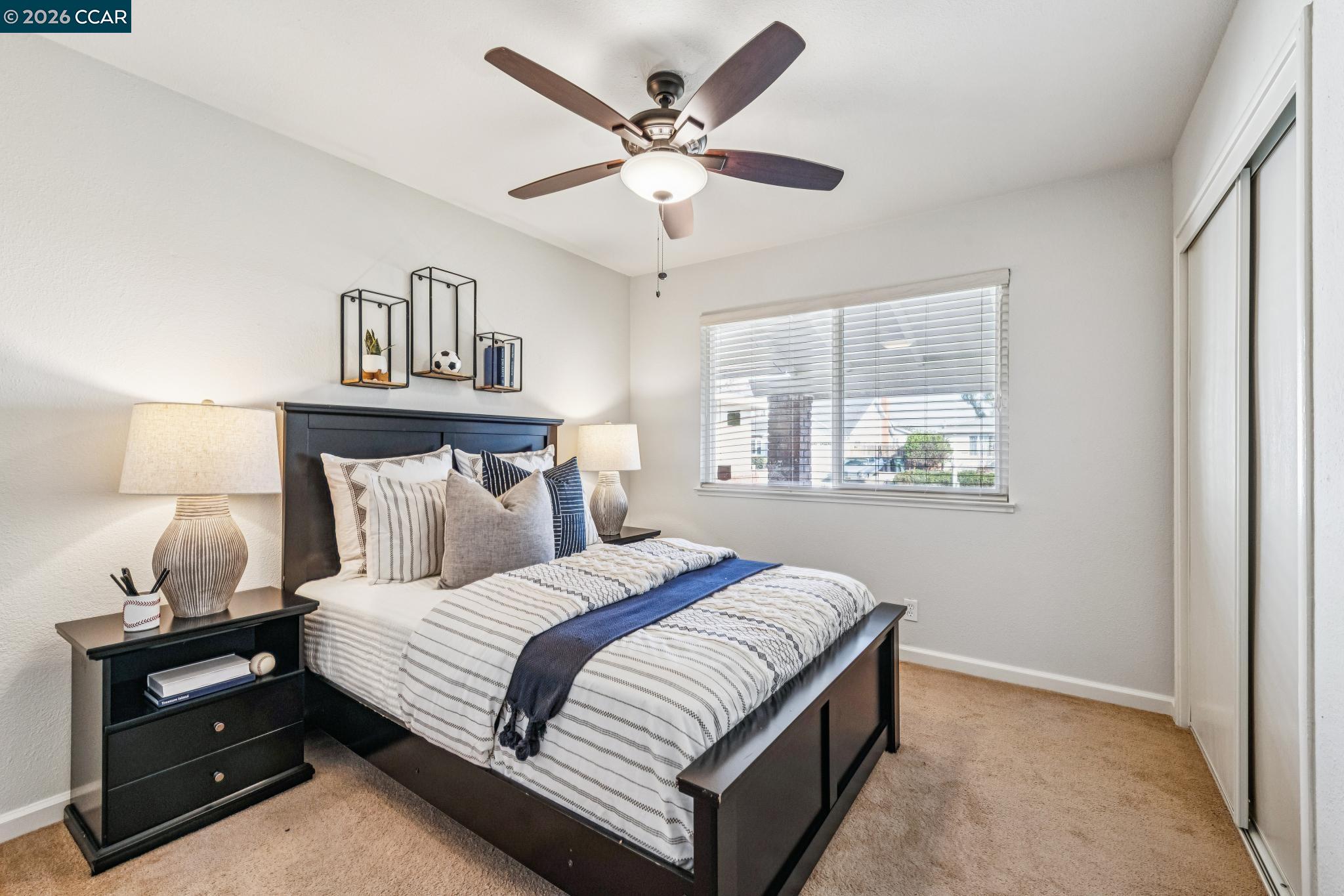 876 Santa Ana Dr