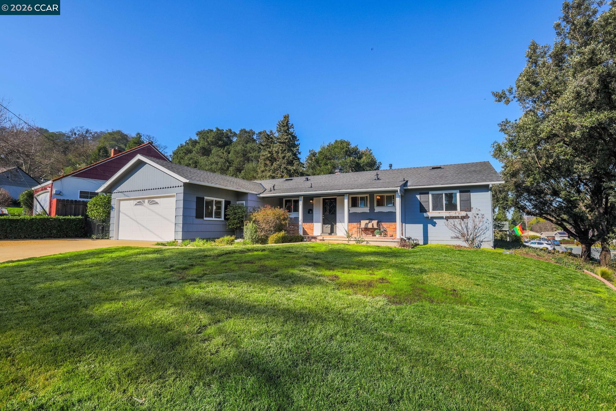 202 Christie Dr
