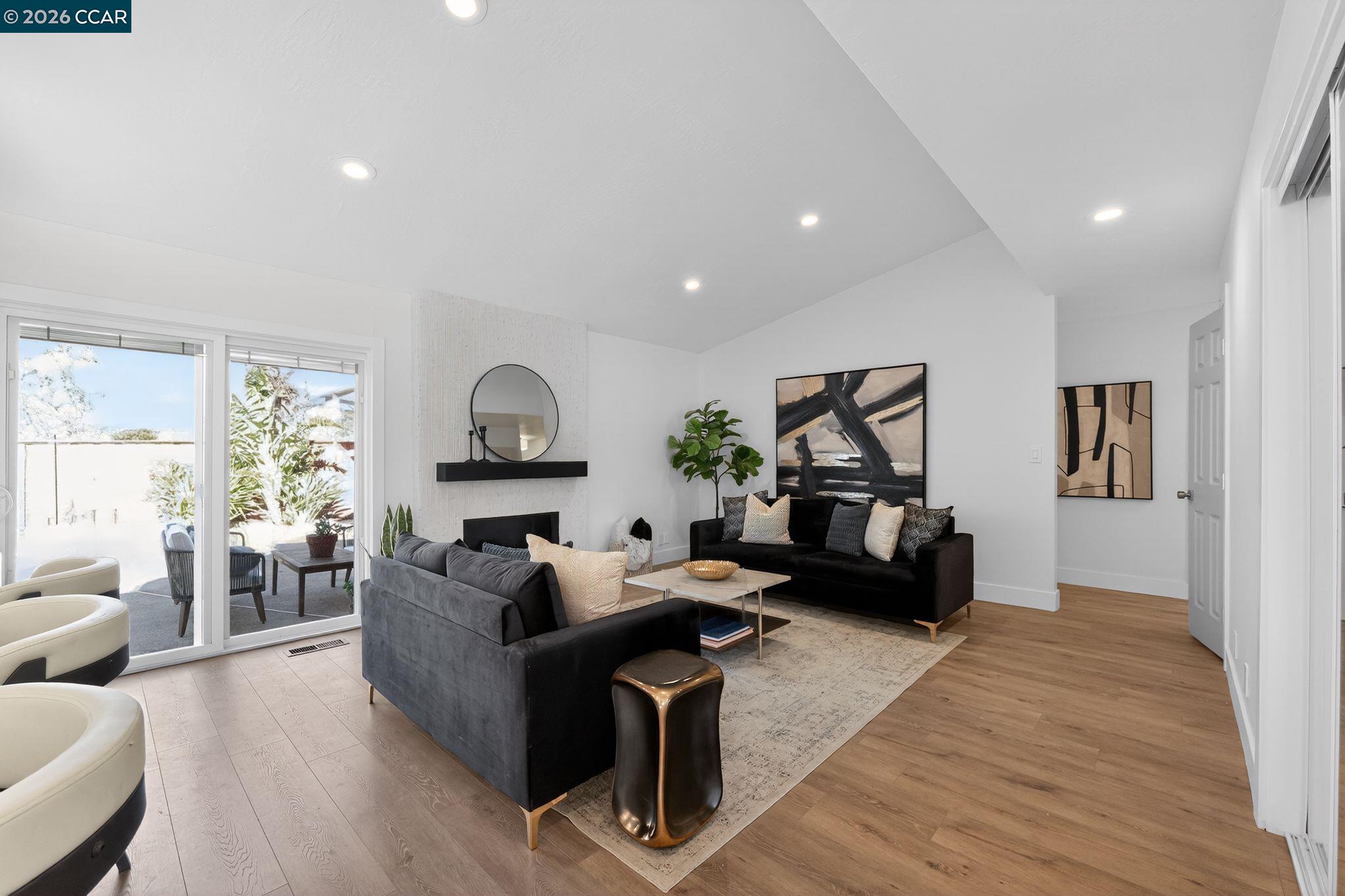 5465 Preston Court