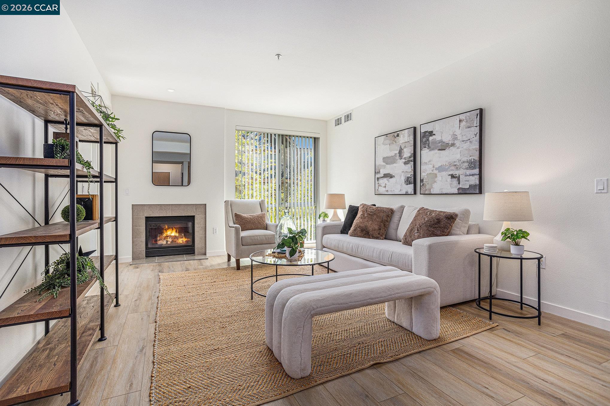 1655 N California Blvd # 338