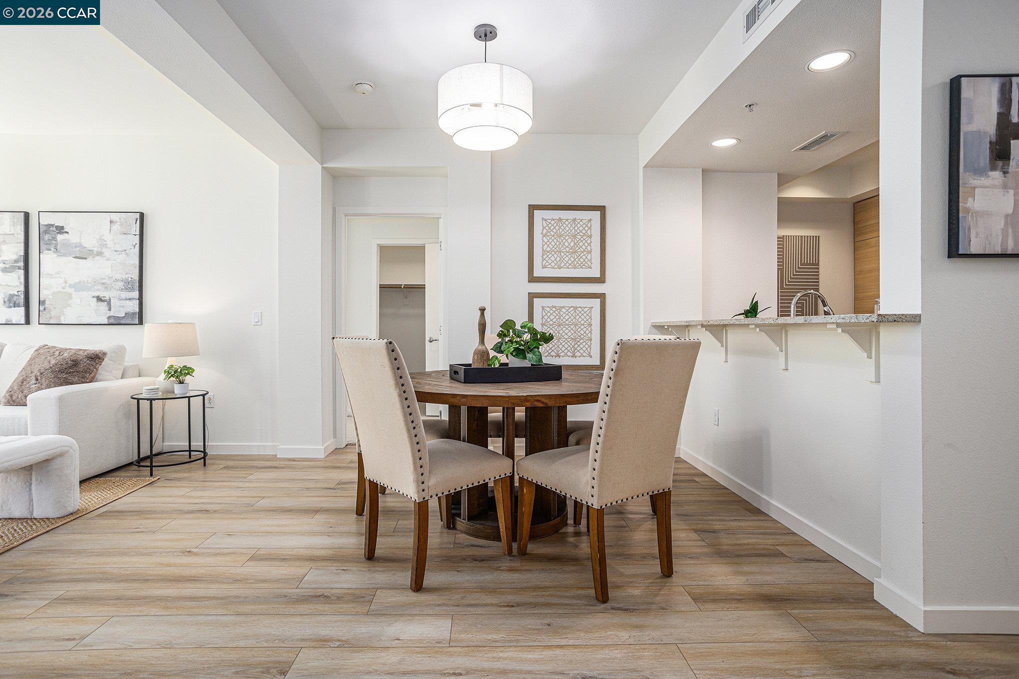 1655 N California Blvd # 338