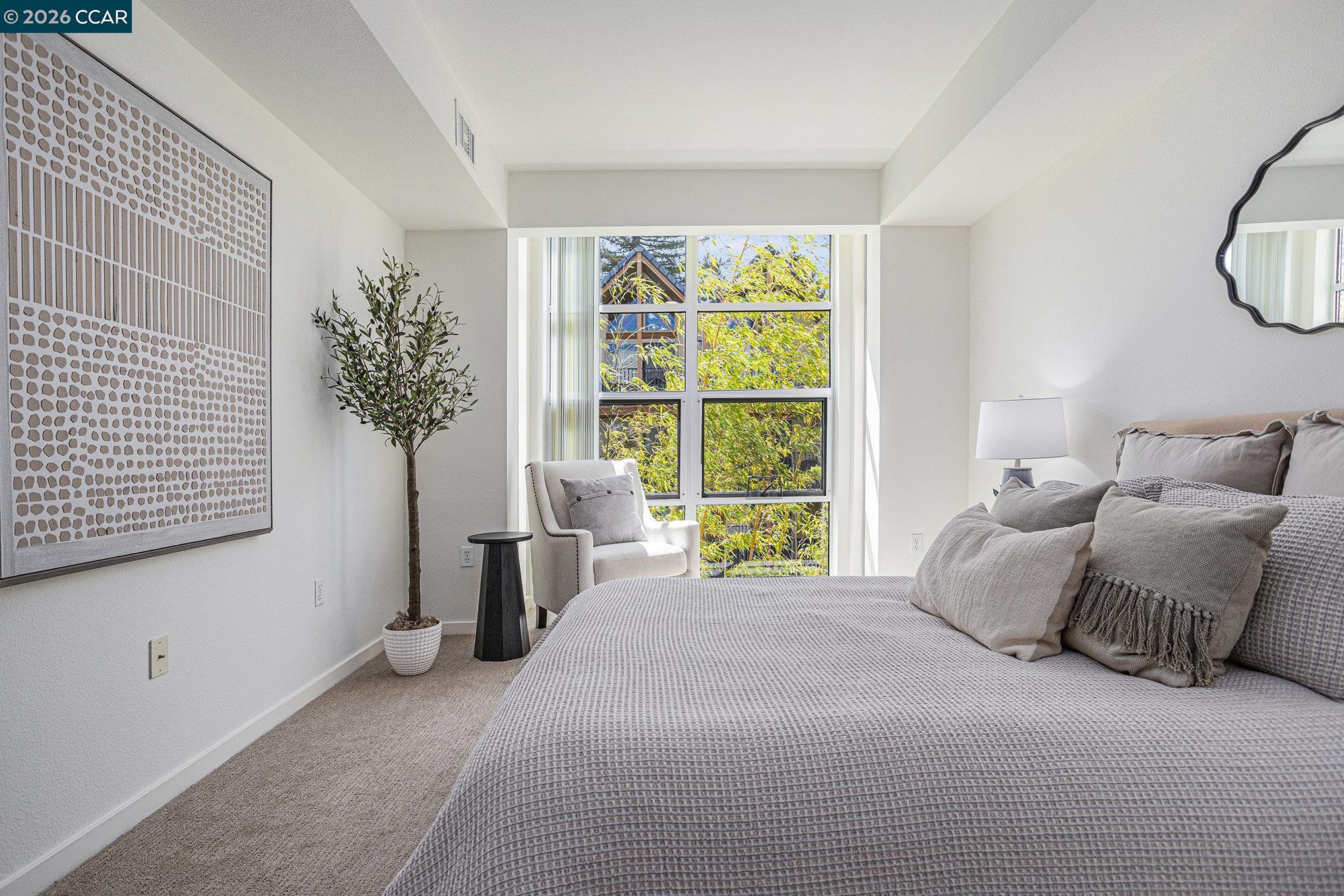 1655 N California Blvd # 338